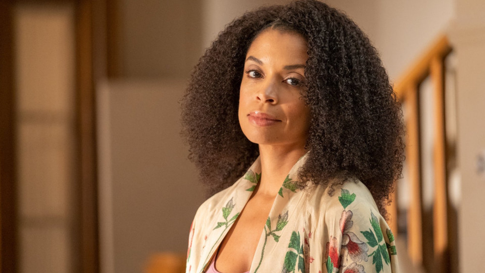 Susan Kelechi Watson as Beth grinning in ‘This Is Us’ Season 6 Episode 2