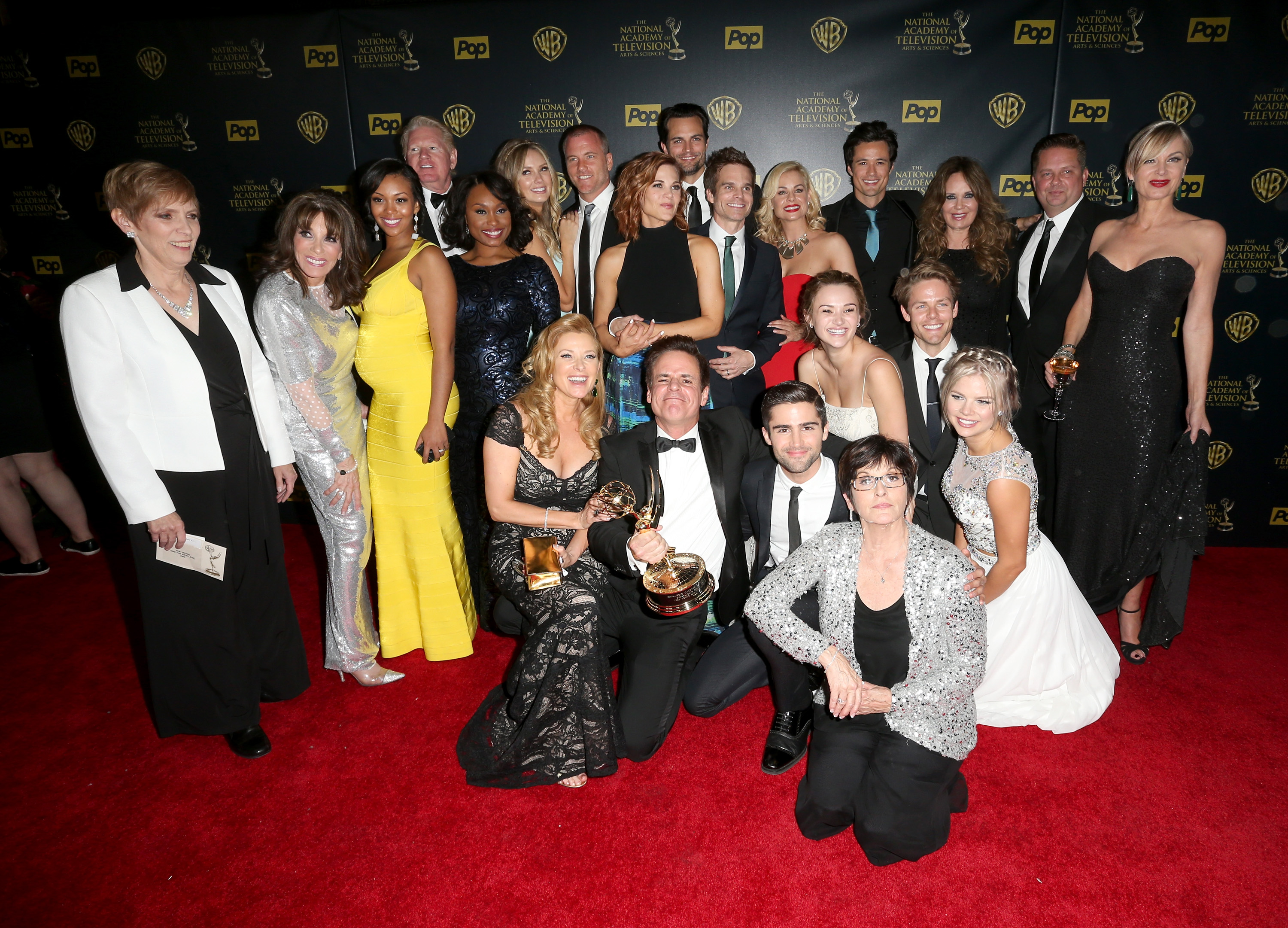 'The Young and the Restless' cast poses for a group photo on the red carpet of the 2015 Daytime Emmys.