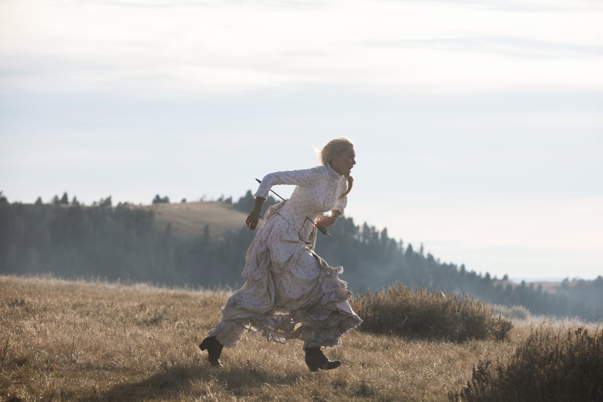 1883 season finale star Isabel May as Elsa Dutton of the Paramount+ original series