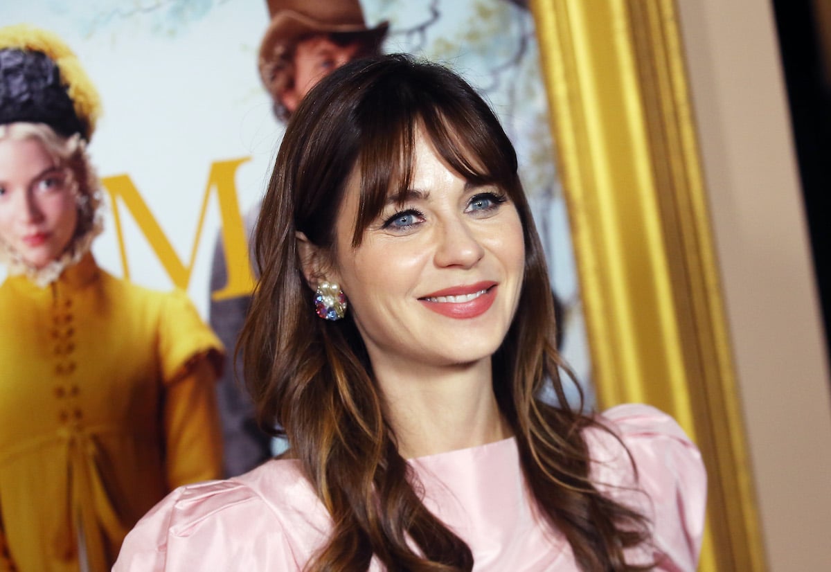 ‘New Girl’ Star Zooey Deschanel Opens Up About ‘Stressful’ Spontaneous Nude Scenes, Plus Rumors About ‘Butt Naked’ Nudity