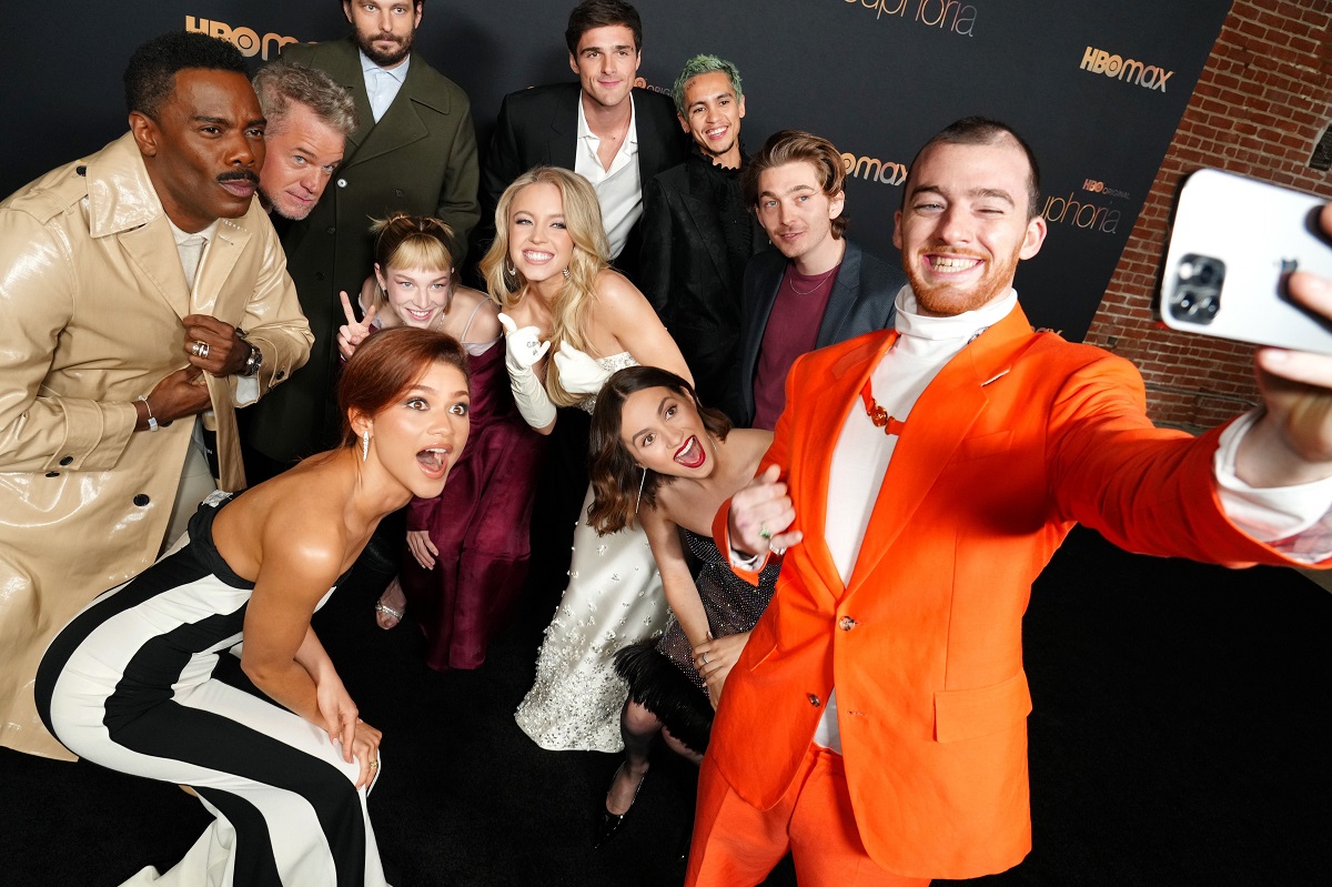 Euphoria Season 2 cast poses at the season 2 premiere