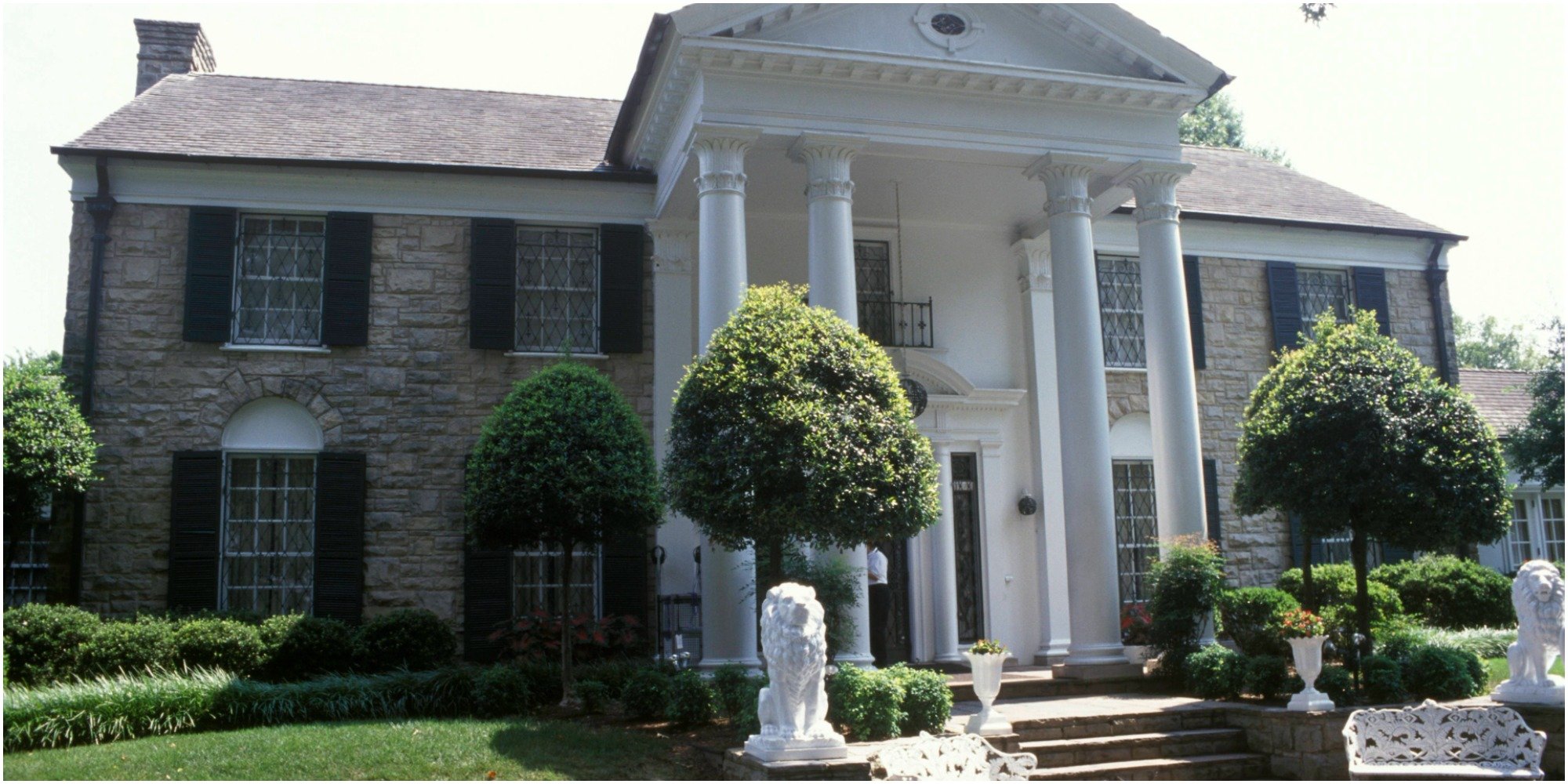 Graceland Mansion photographed in the 1970s.