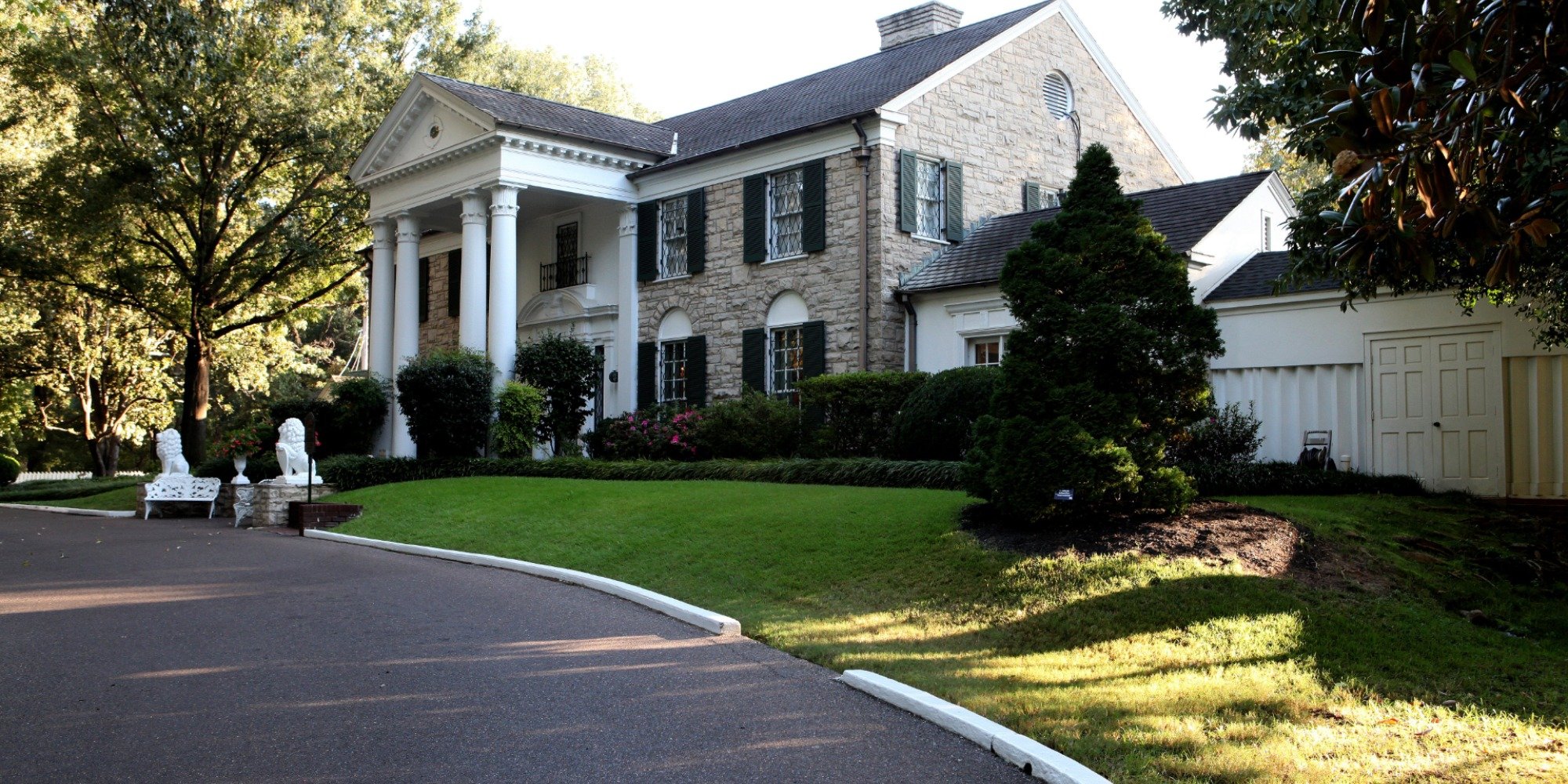Graceland Mansion photographed in 2016.