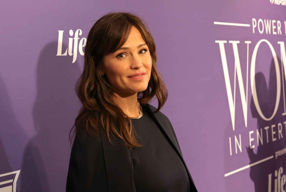 Jennifer Garner on the red carpet, where she often hides her toes.