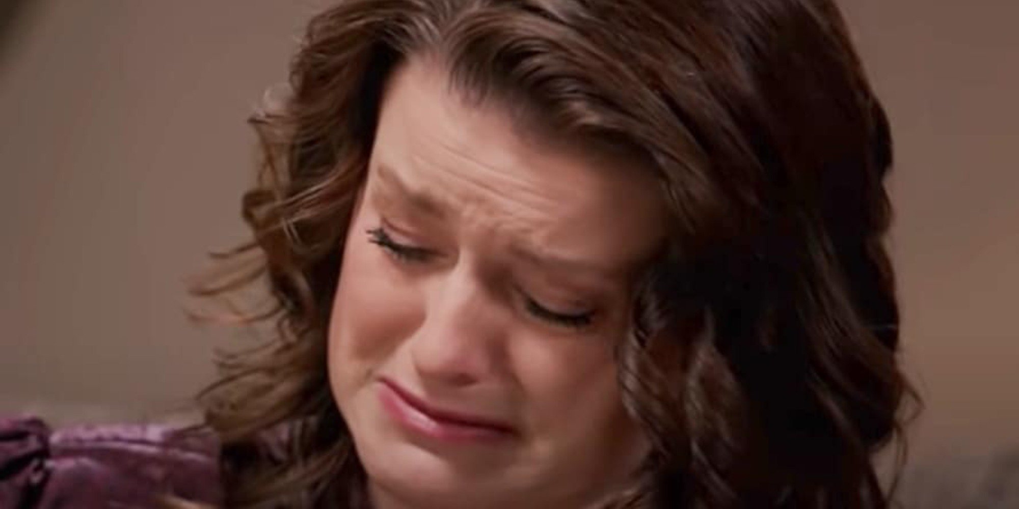 Robyn Brown cries during taping of Sister Wives tell-all.