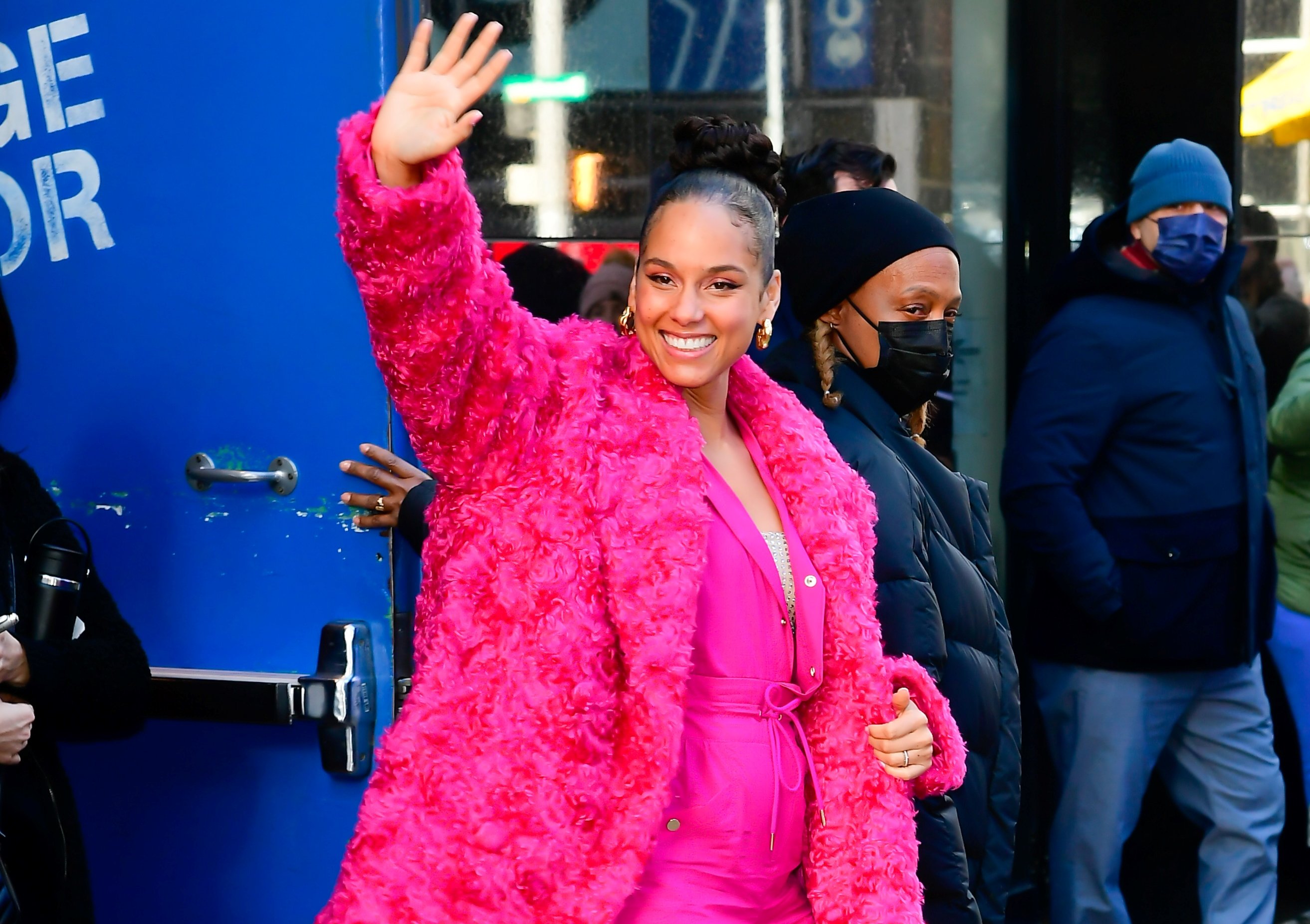 Alicia Keys waves to fans outside 'Good Morning America' studio in NYC