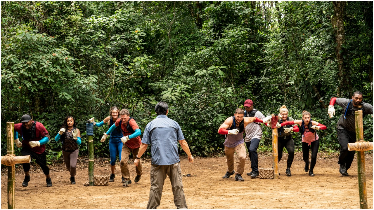 'Beyond the Edge' cast getting ready to start a challenge