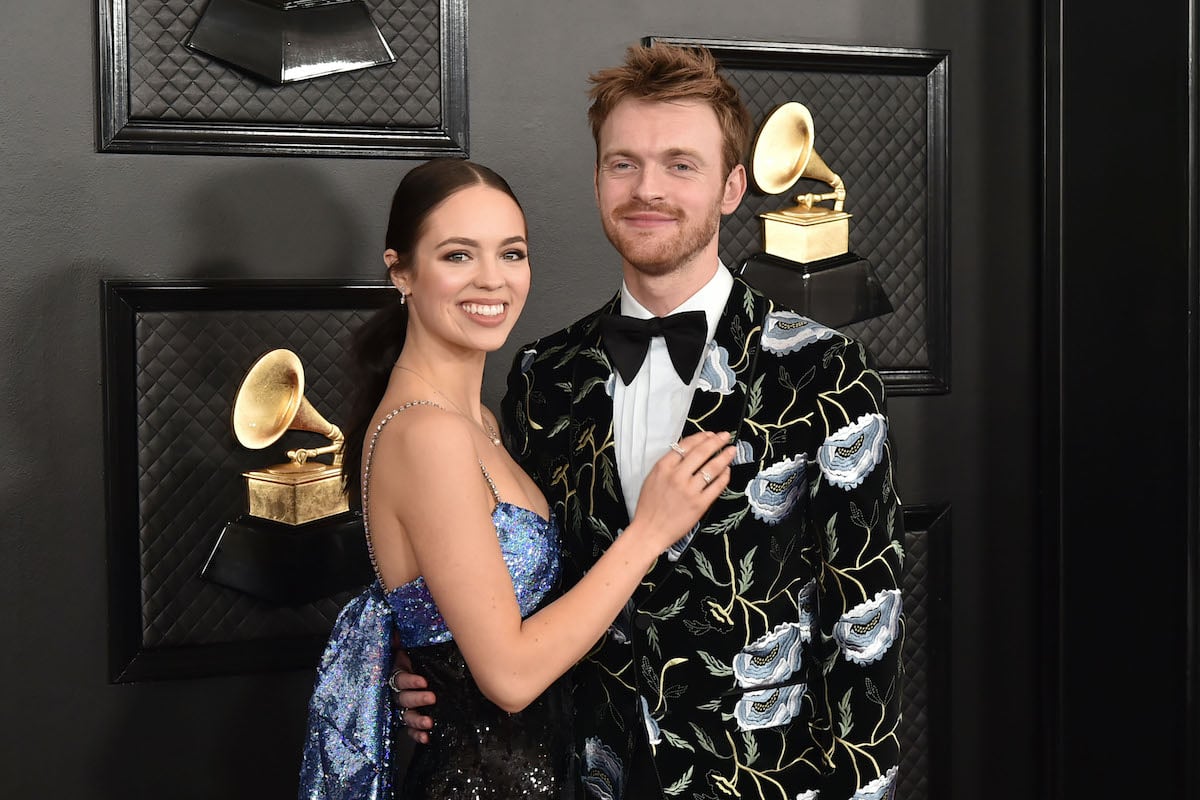 Billie Eilish's brother Finneas (R) with girlfriend Claudia Sulewski (L)