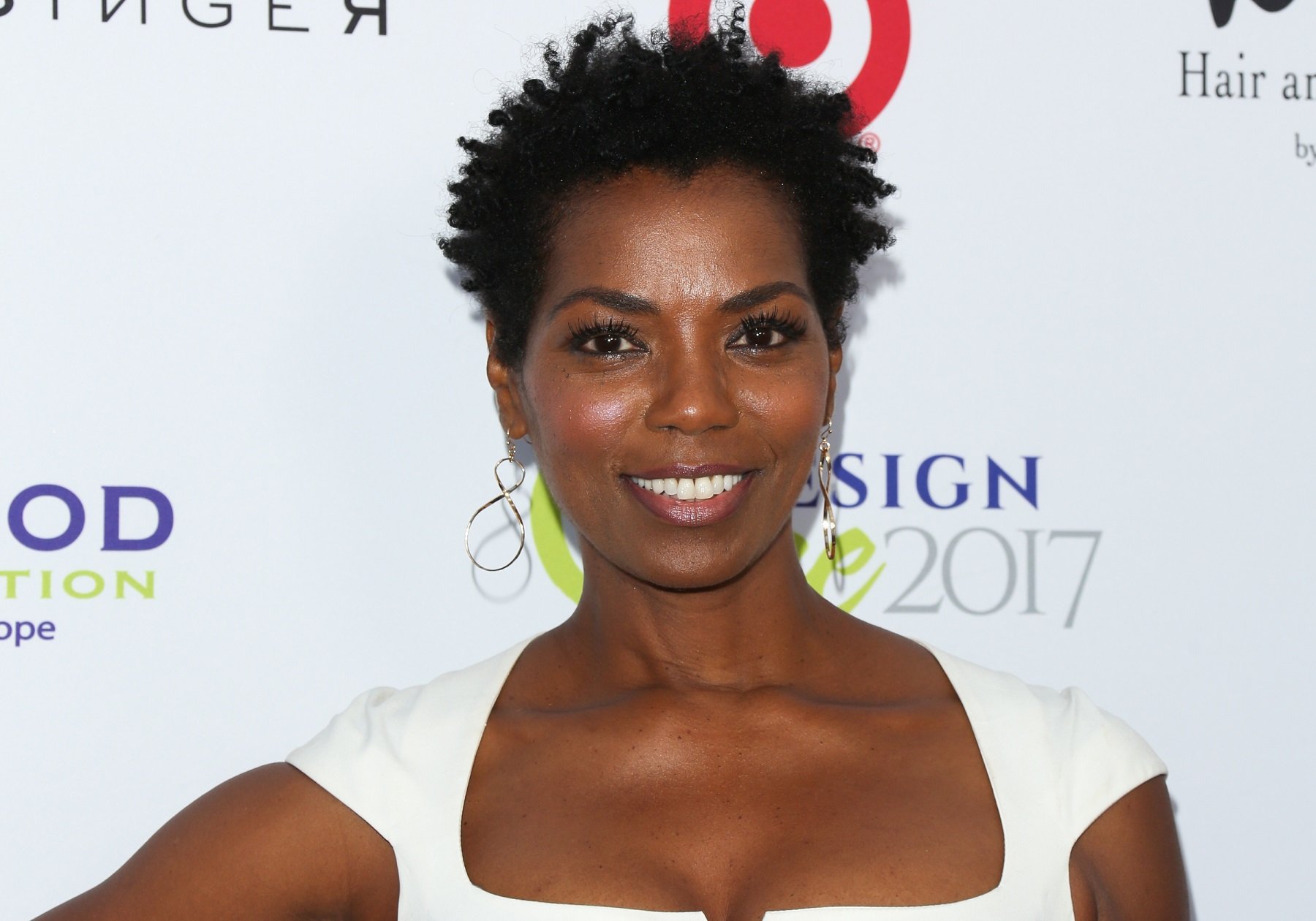 Days of Our Lives cast member Vanessa A. Williams in a white T-Shirt