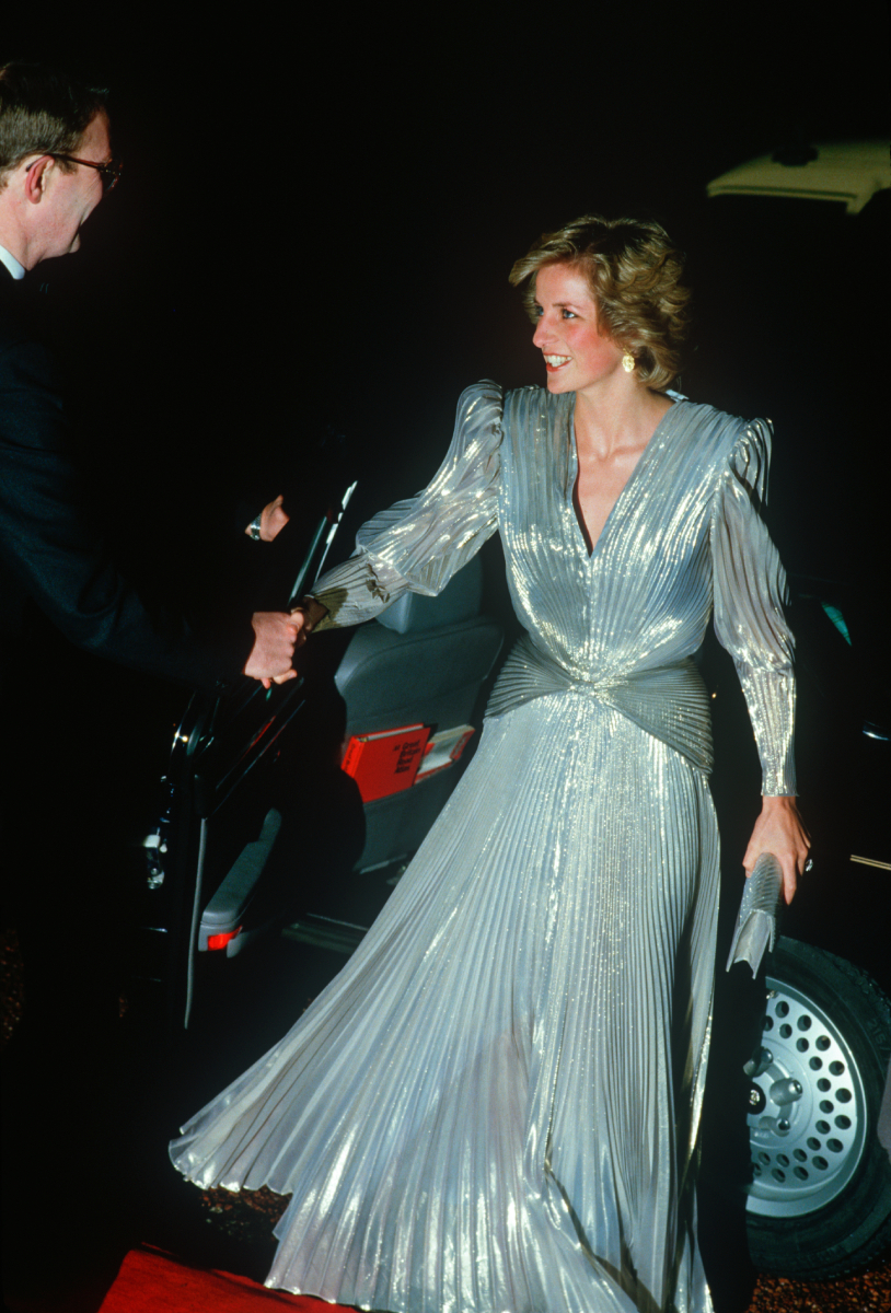 Diana Princess of Wales arrives at the Grosvenor House Hotel on March 26, 1985 in London for a Fashion show in a aid of Dr. Barnado's Homes. Diana wore a dress by Bruce Oldfield