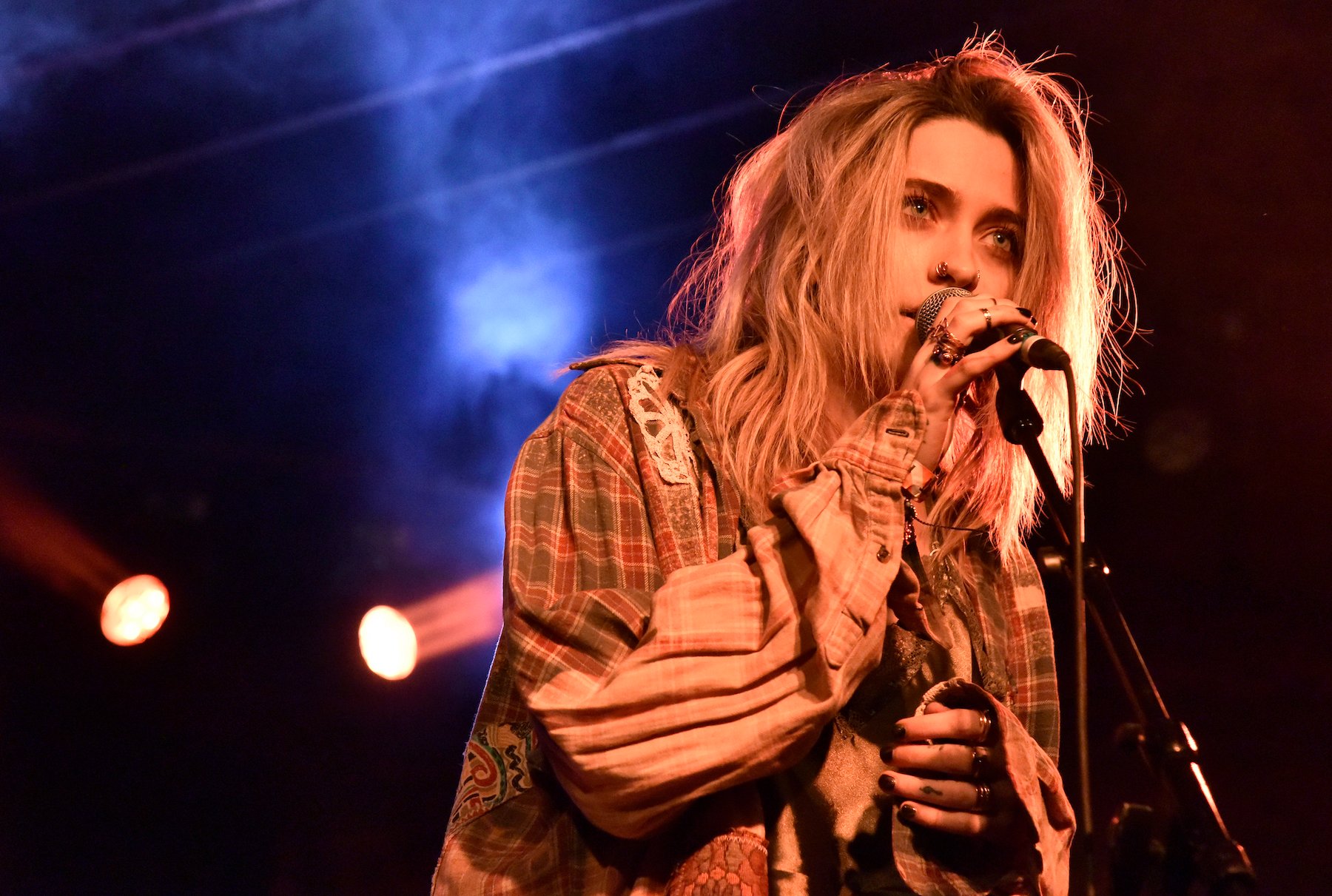 Paris Jackson singing