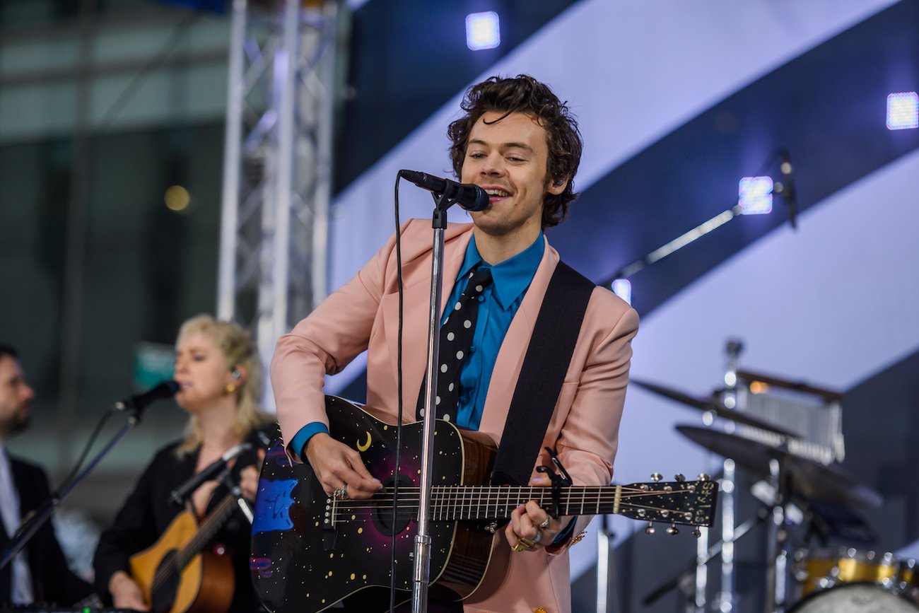 Harry Styles performing in a pink suit on the 'Today Show' in 2020.
