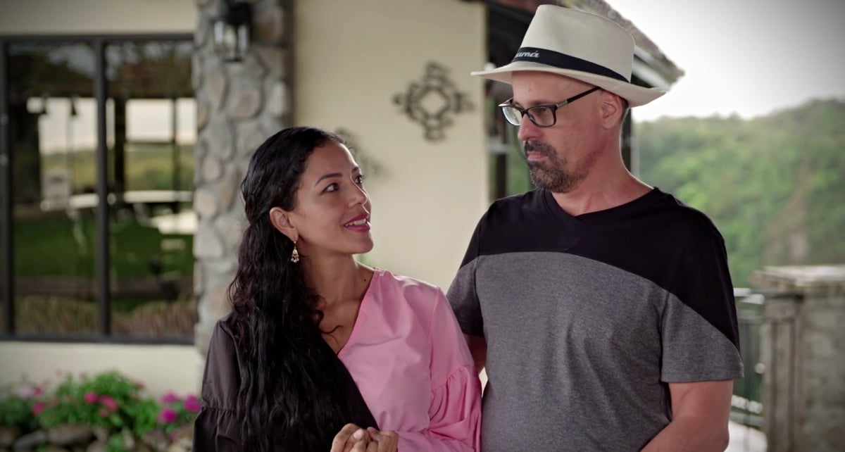 Jasmine wearing a pink outfit looking at Gino who is wearing a tan hat during their trip to Panama on '90 Day Fiancé: Before the 90 Days' Season 5.