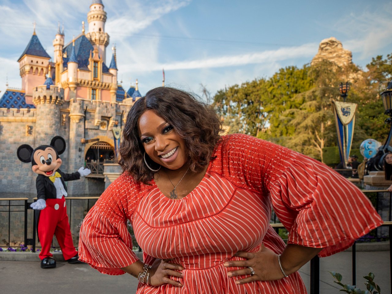 Kierra Sheard poses for photo at Disneyland Resorts