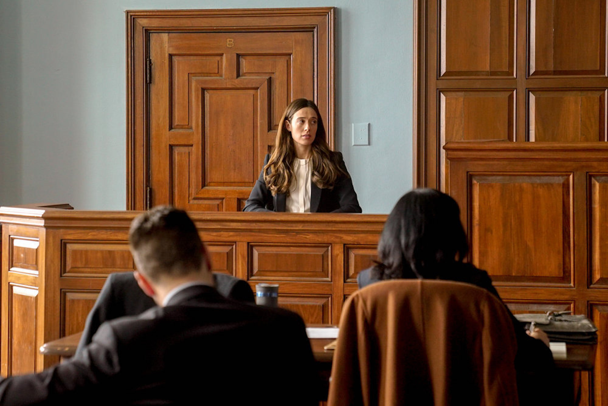 Marina Squerciati as Kim Burgess taking the stand in court in 'Chicago P.D.' Season 9 Episode 14