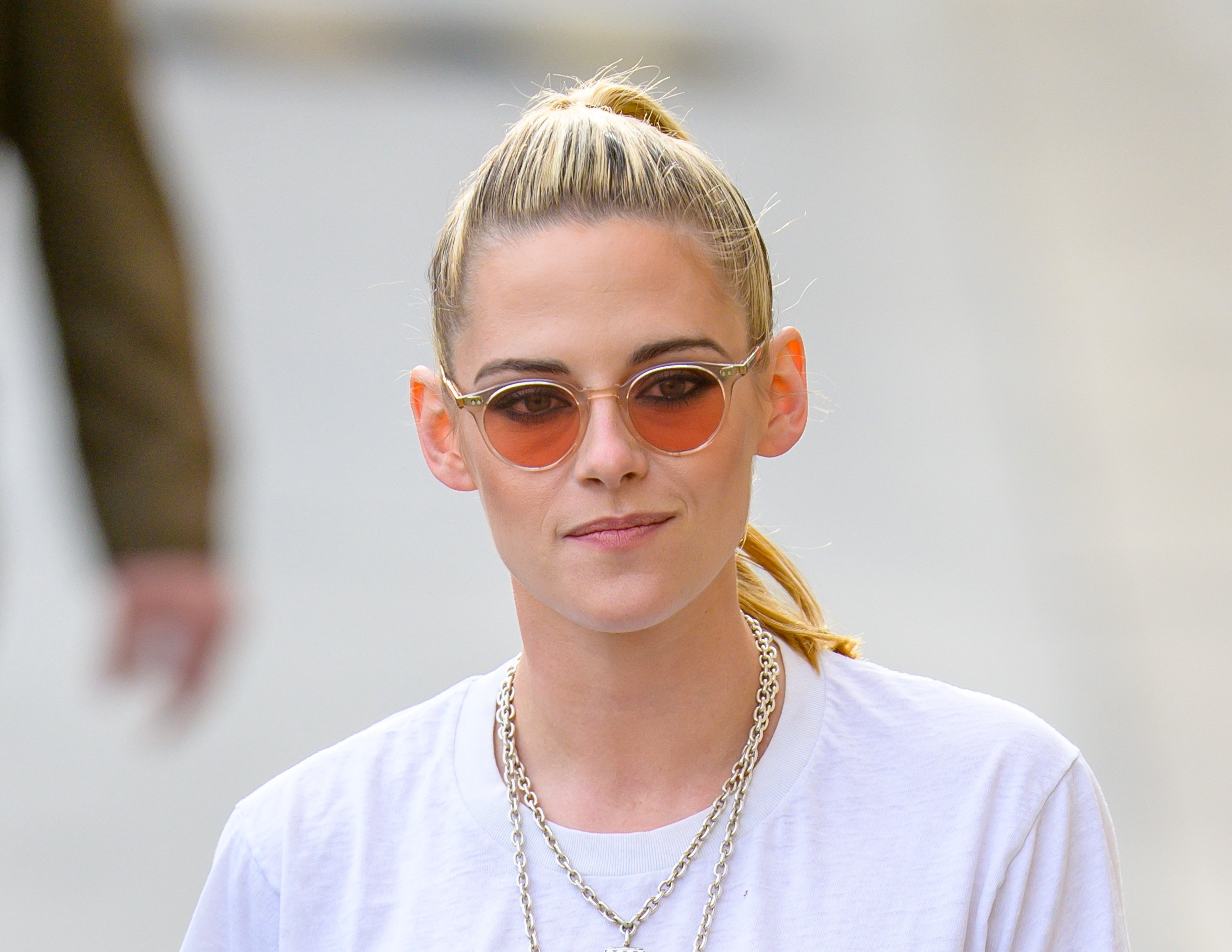 Kristen Stewart is seen arriving to 'Jimmy Kimmel Live!' in Los Angeles