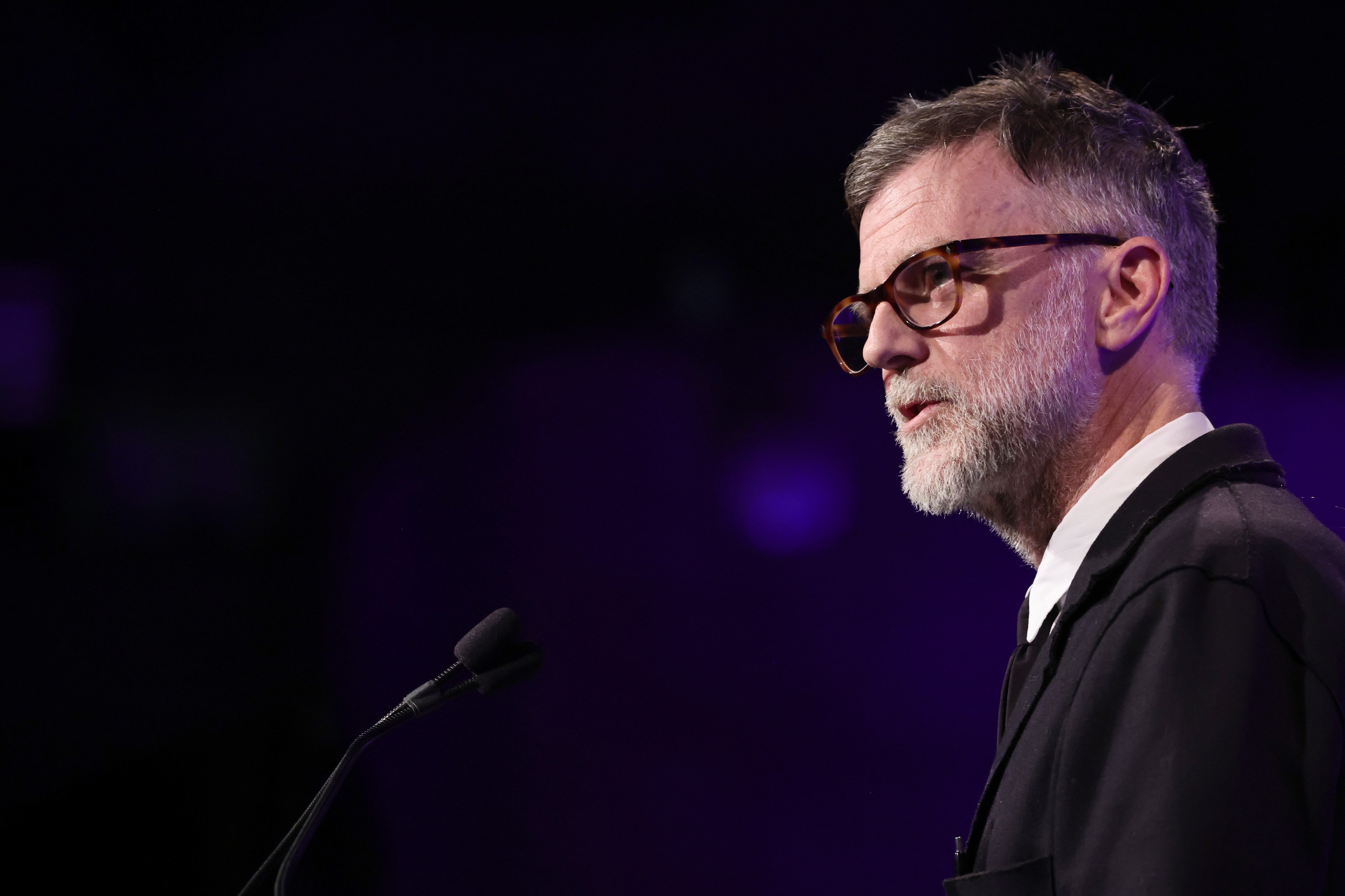 Paul Thomas Anderson accepts Best Director for Licorice Pizza at the National Board of Review.