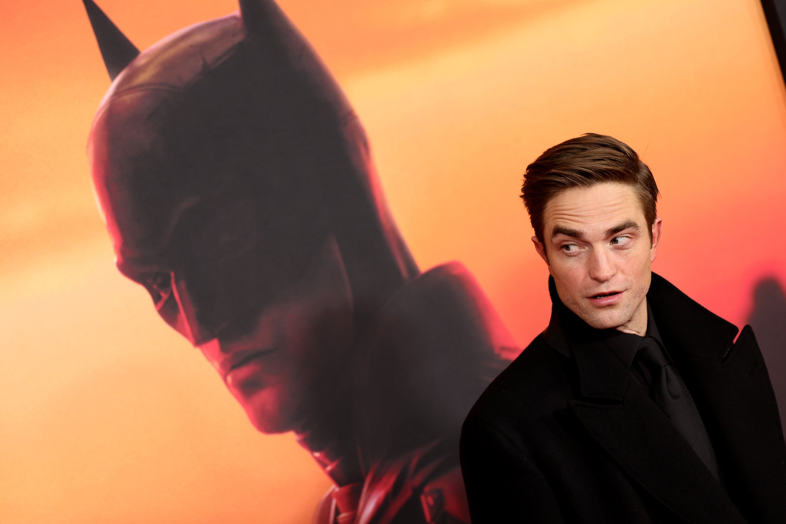 Robert Pattinson Admits He Leaves 'Abstract' Messages on Batman Fan Forums