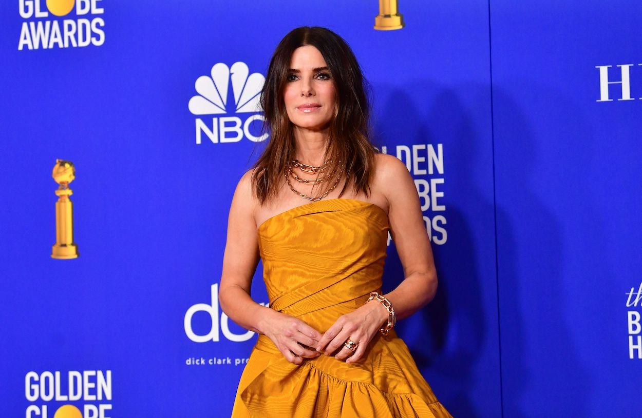 Sandra Bullock poses for the press at the 2020 Golden Globe Awards.