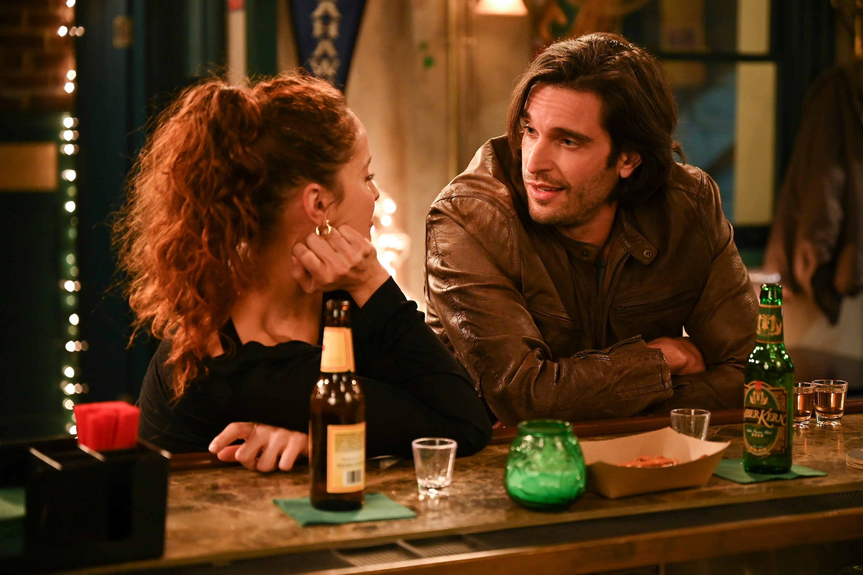 'Station 19' Season 5: Jaina Lee Ortiz and Daniel Di Tomasso flirt together at a bar as Andy and the new guy