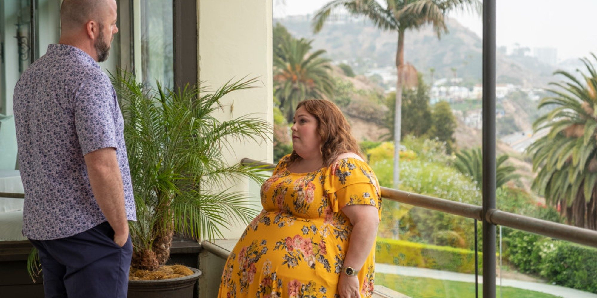 chrissy metz and chris sullivan on the set of this is us