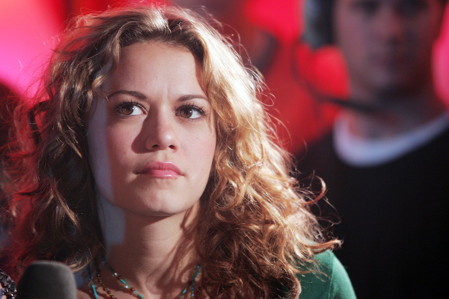 One Tree Hill star Bethany Joy Lenz on TRL in 2004