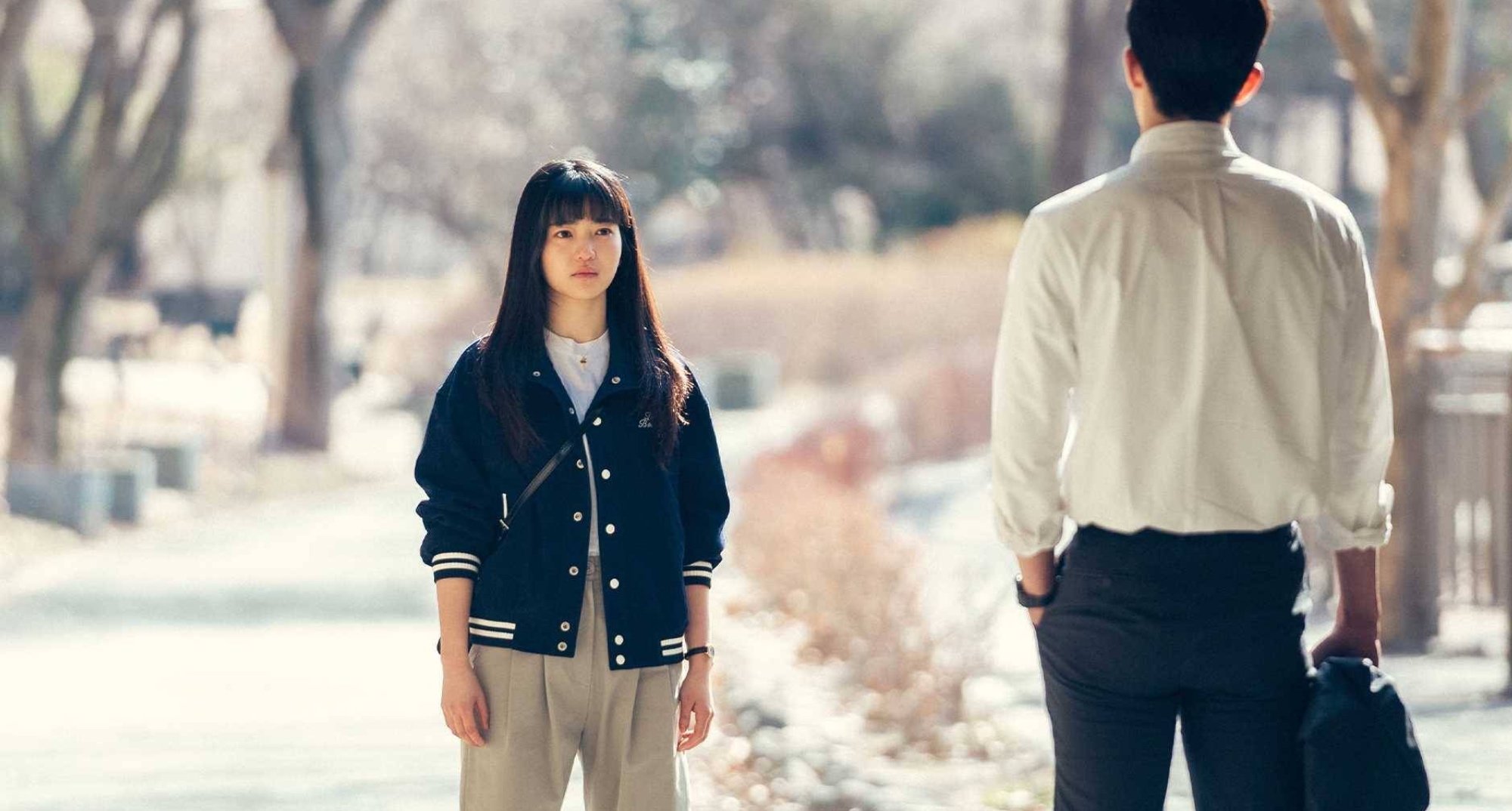 Actor Kim Tae-ri as Hee-do in 'Twenty-Five Twenty-One' finale starring at co-star.