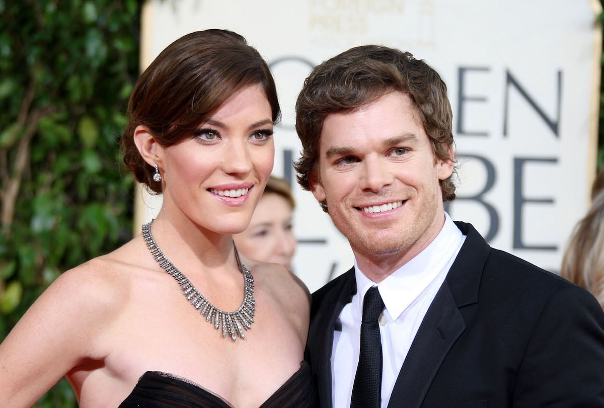 Actors Jennifer Carpenter and Michael C. Hall smile together at the 66th Annual Golden Globe Awards in 2009