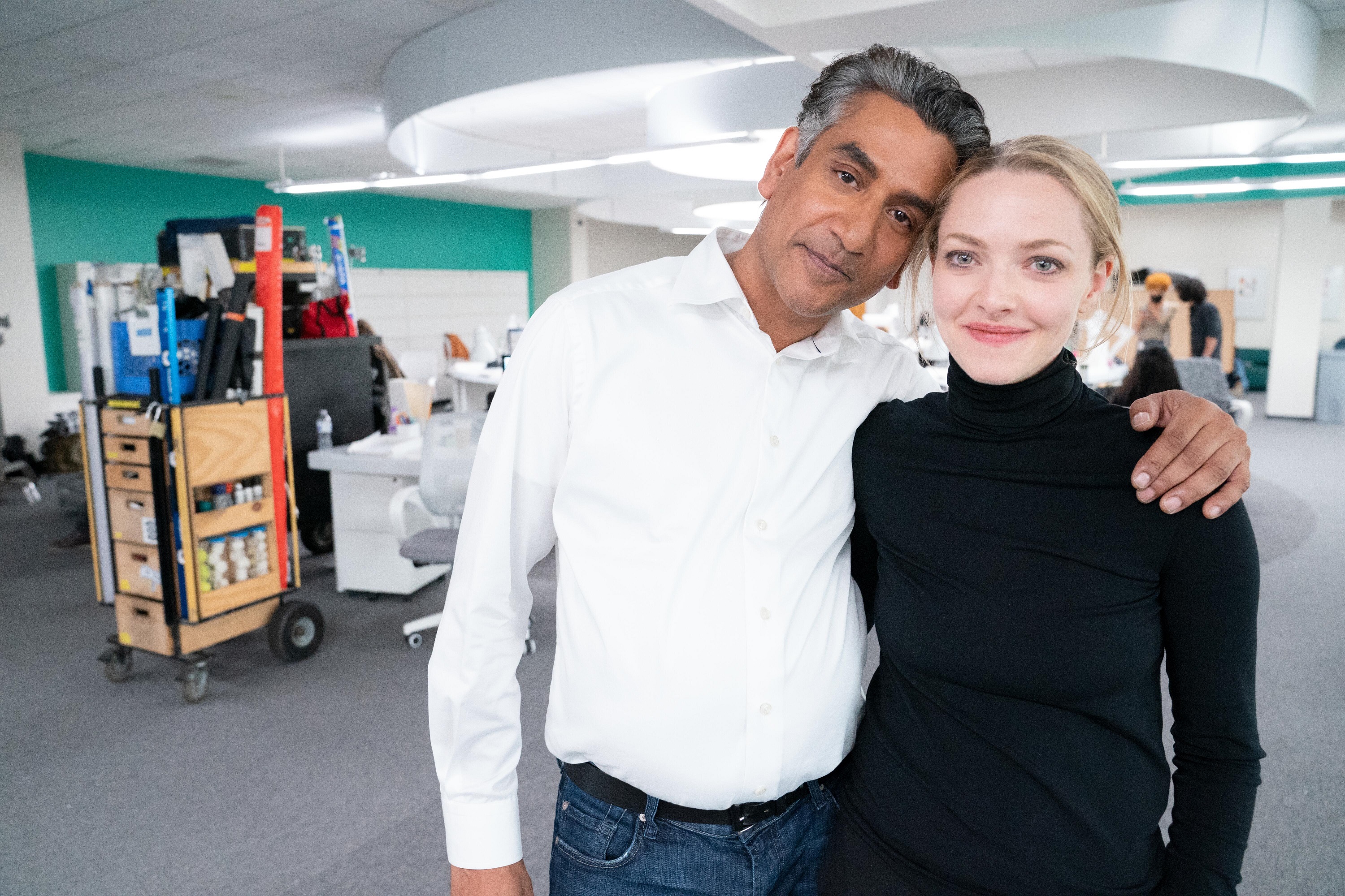 'The Dropout' Season 1 Naveen Andrews and Amanda Seyfried lean on each other as Sunny Balwani and Elizabeth Holmes