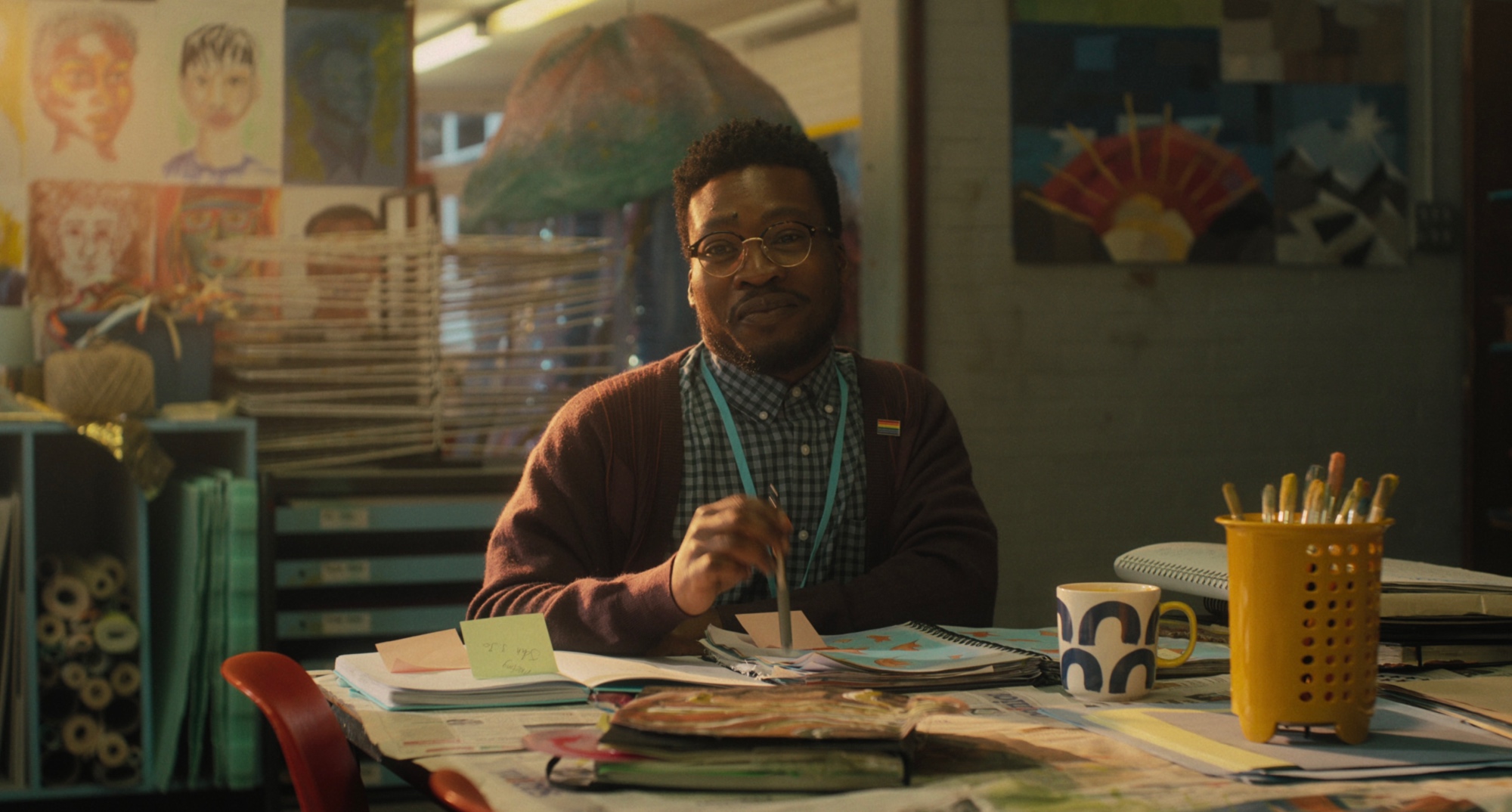 Mr. Ajayi in 'Heartstopper' Is the Teacher We Wish We Had in School -  Netflix Tudum