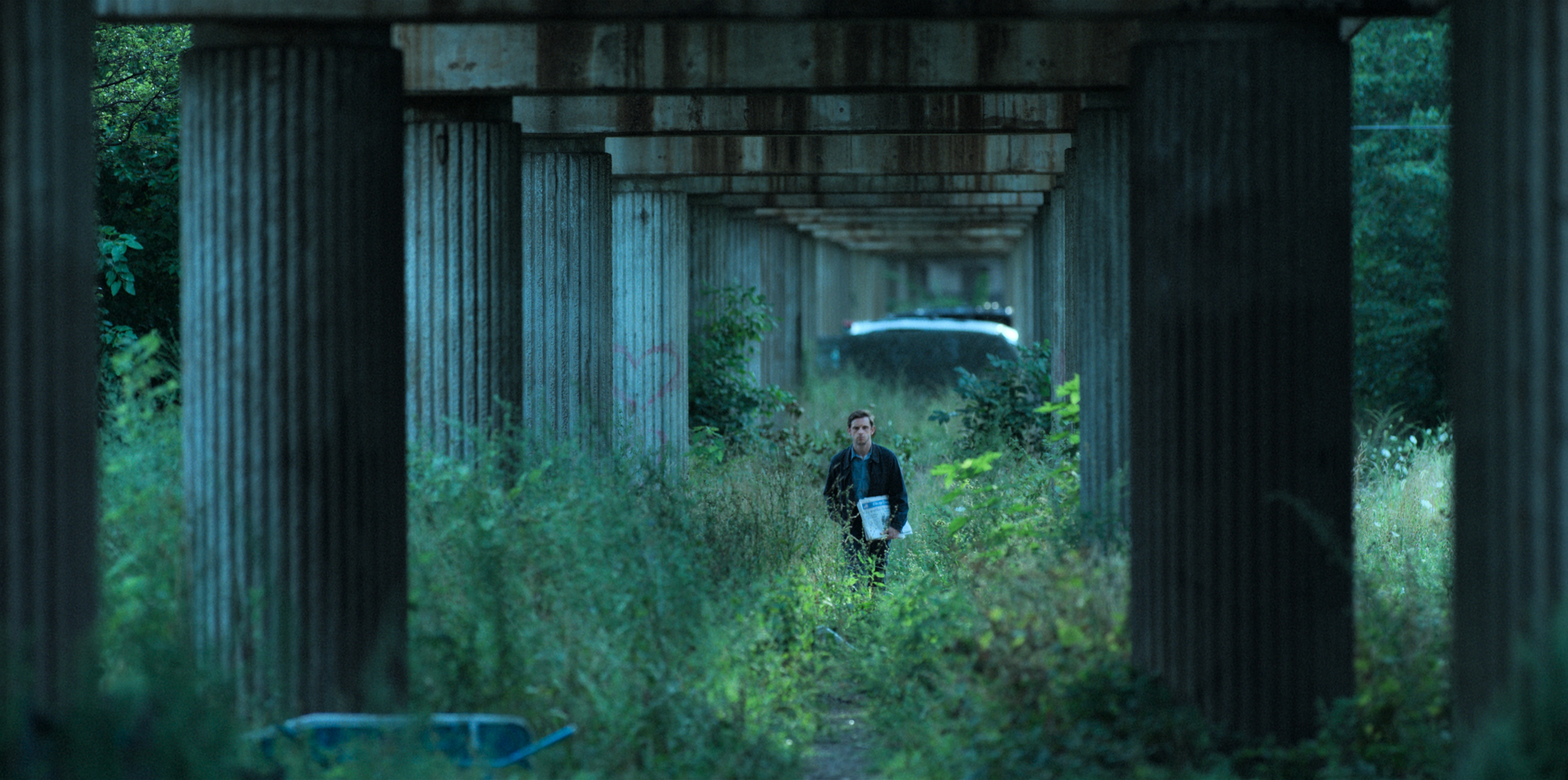 Jamie Bell as Harper, the time-traveling serial killer in 'Shining Girls'