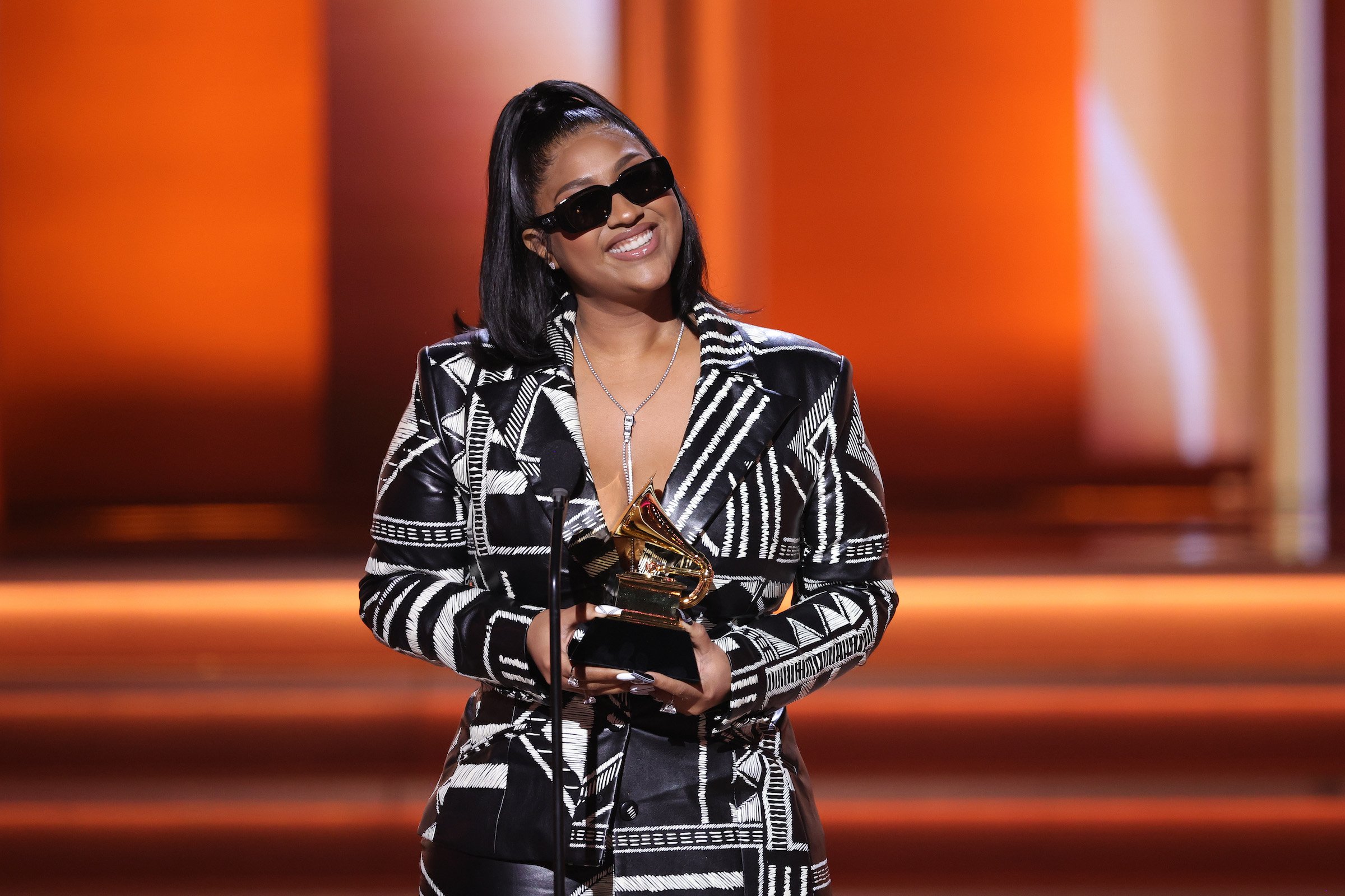Jazmine Sullivan accepts the Best R&B Album Grammy Award