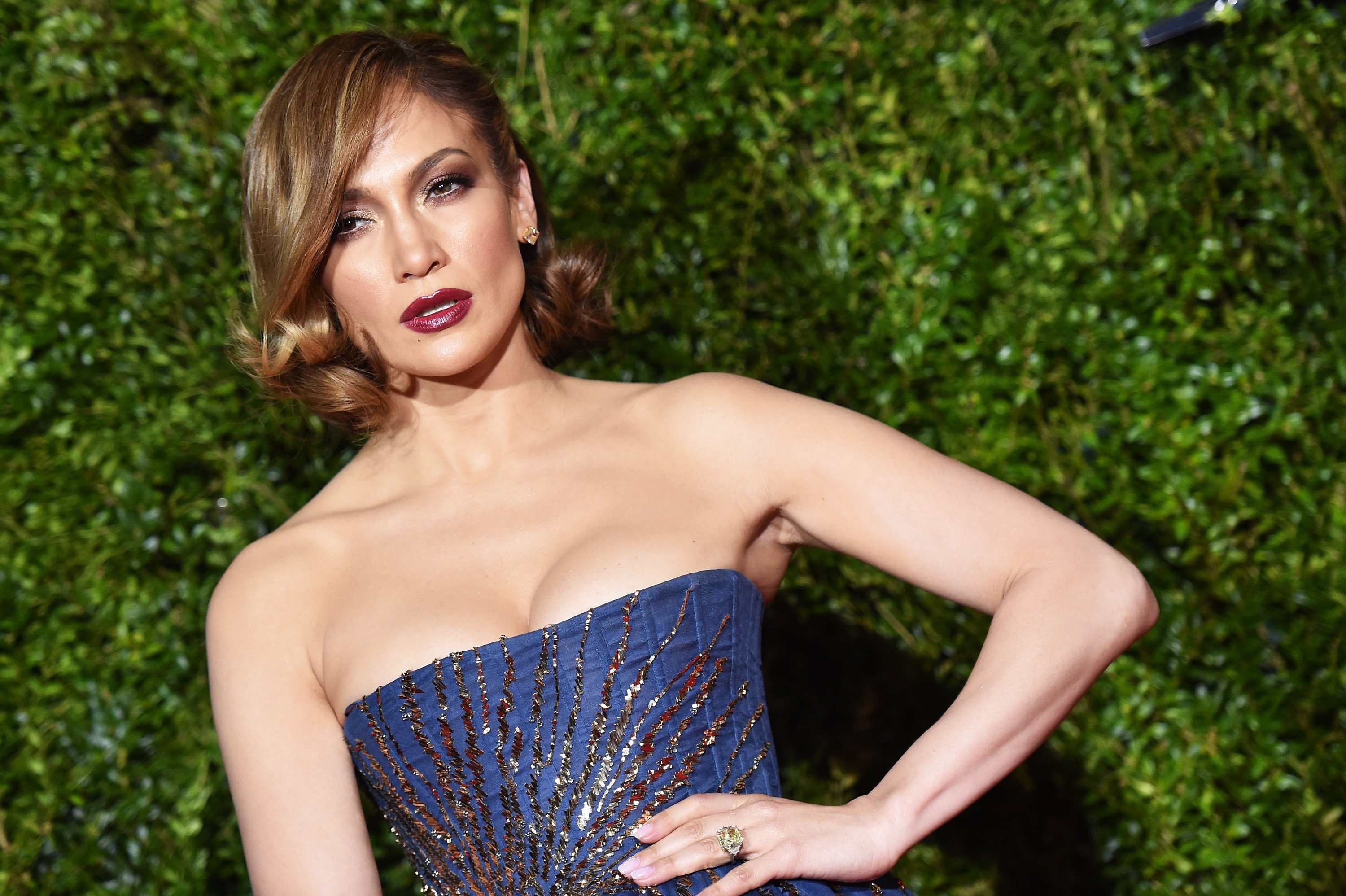 Jennifer Lopez poses on the red carpet.