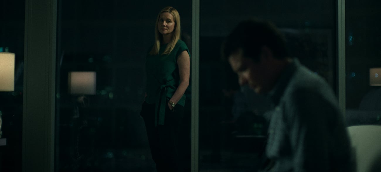 Laura Linney as Wendy Byrde, Jason Bateman as Marty Byrde in Season 4 Part 2 Episode 2 