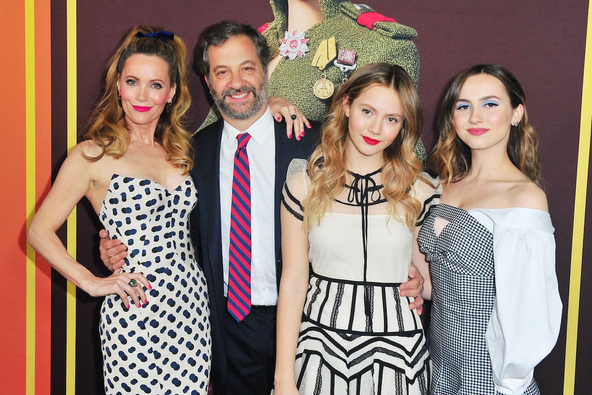 Leslie Mann, Judd Apatow, Iris Apatow, and Maude Apatow