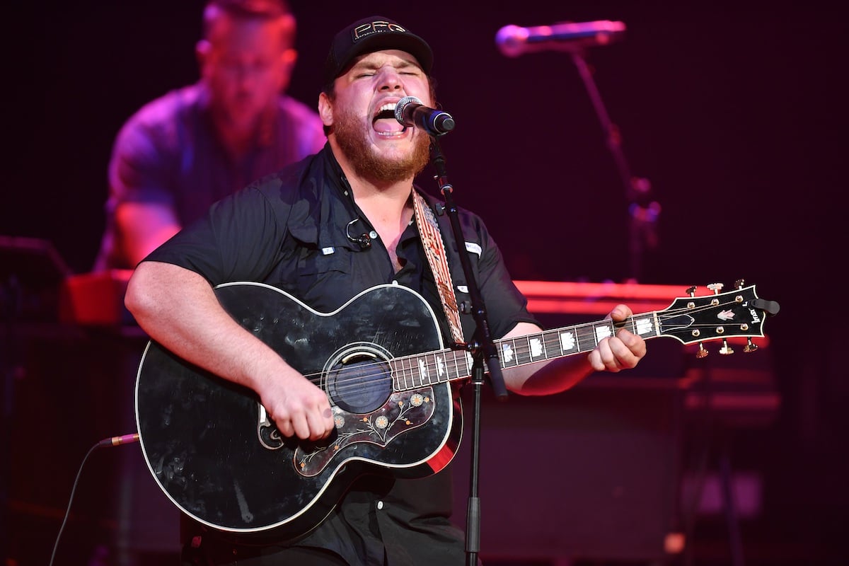 Luke Combs performs onstage in 2017 in Nashville, Tennessee