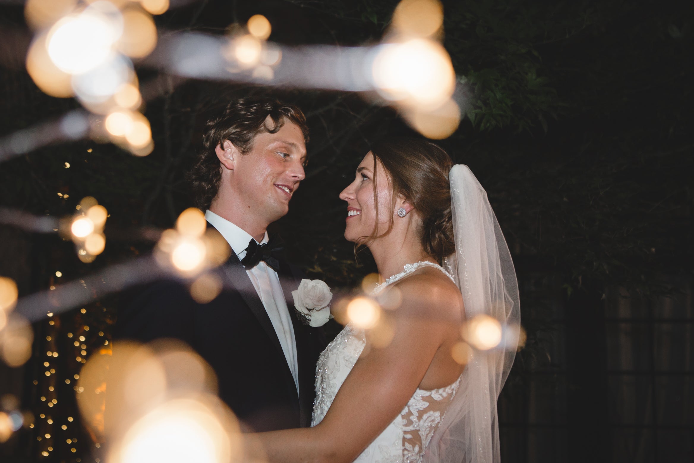 Austin and Jessica dancing on their wedding day in 'Married at First Sight' Season 10