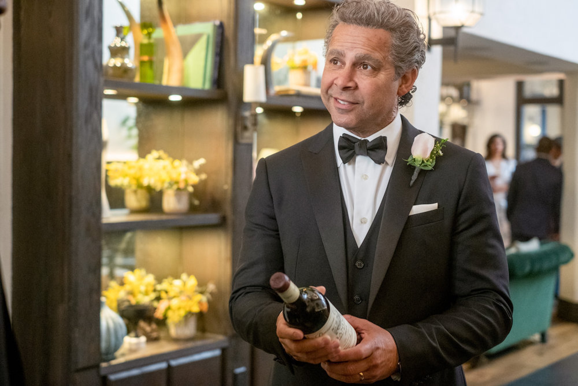 Jon Huertas as Miguel at Kate's wedding in 'This Is Us' Season 6 Episode 13