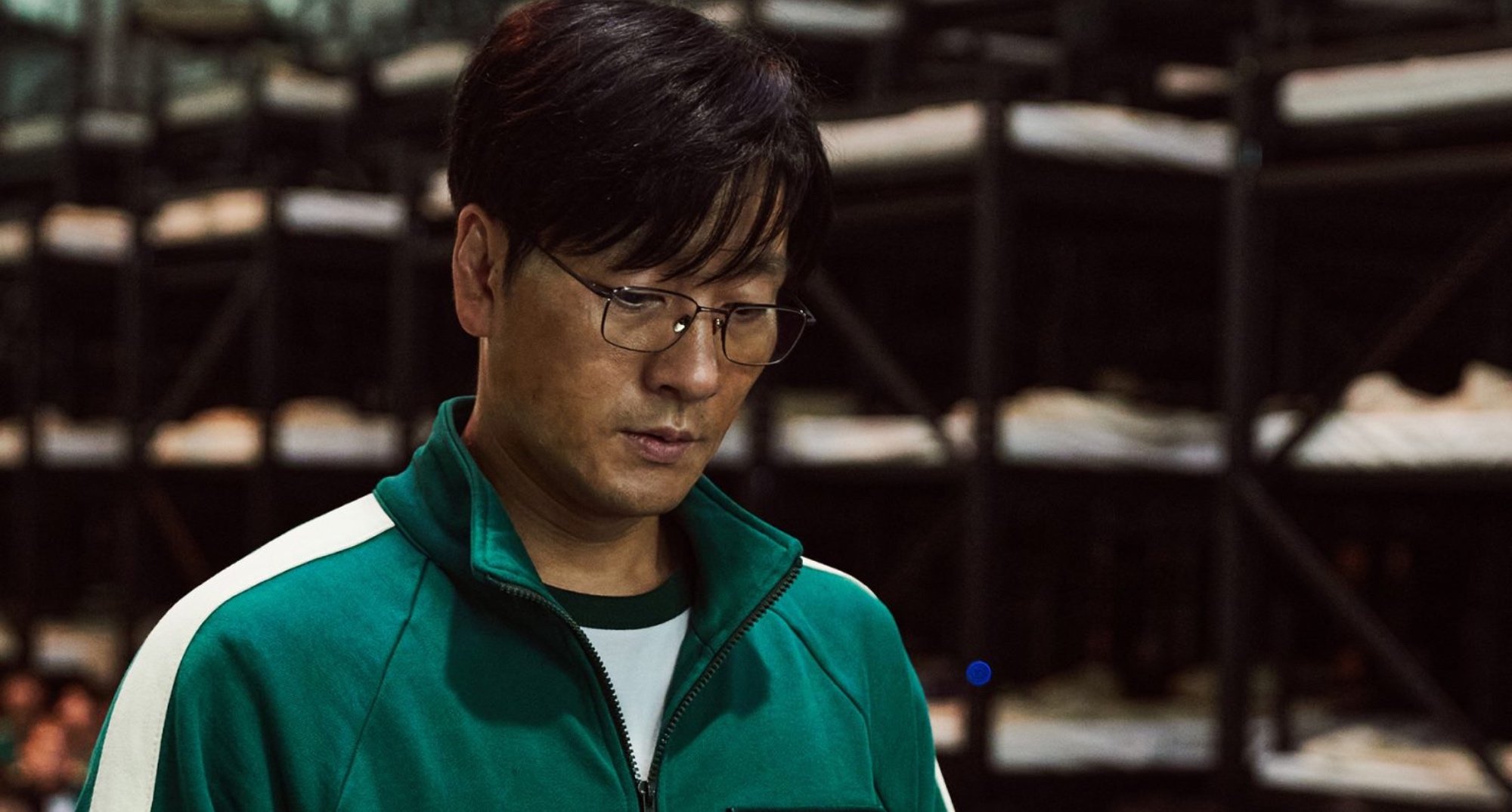 Park Hae-soo as Sang-woo in 'Squid Game' wearing tracksuit.