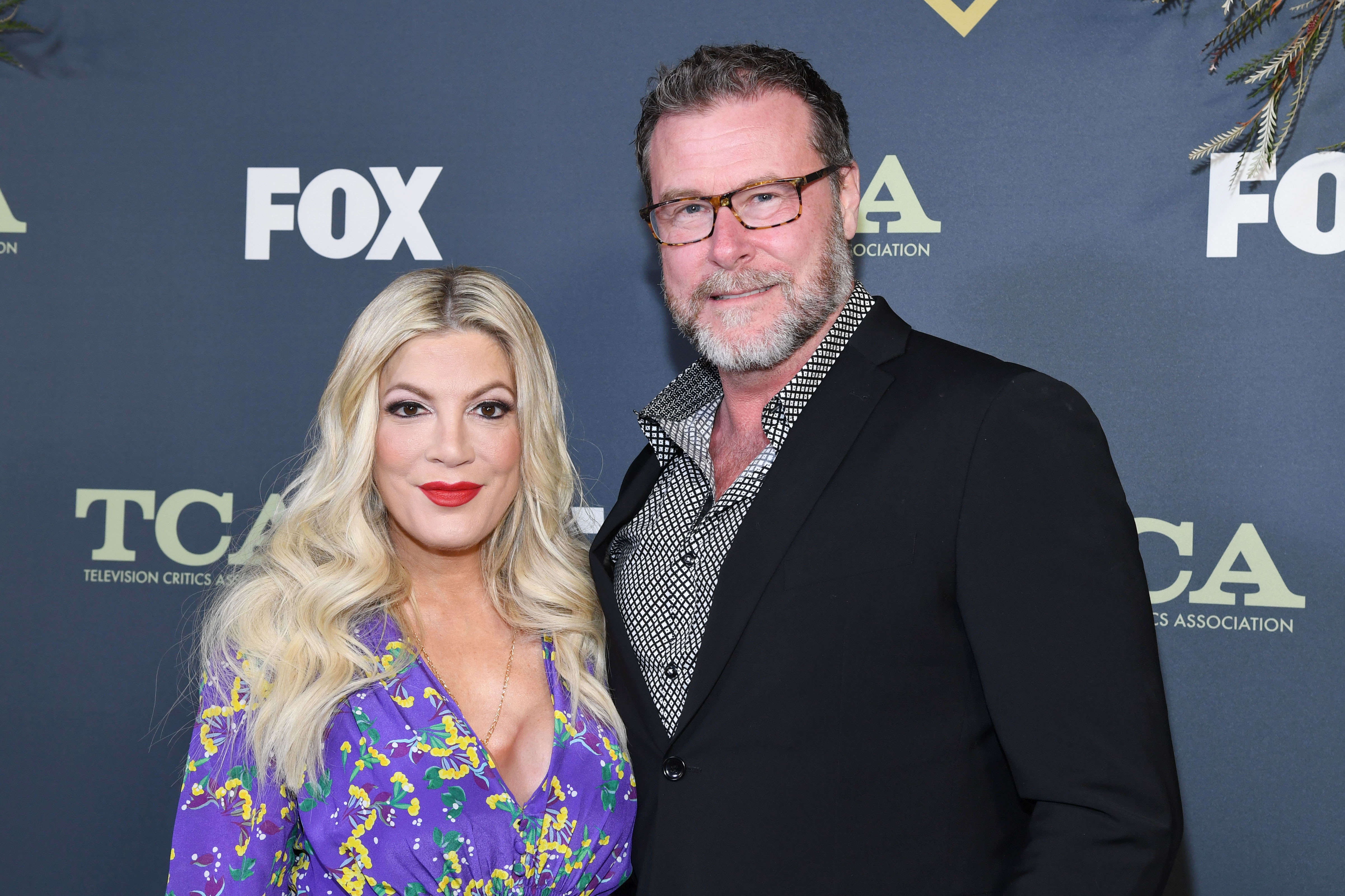 Tori Spelling and Dean McDermott appear together at the Fox Winter TCA. Tori Spelling's reality TV show does not seem to include McDermott. 