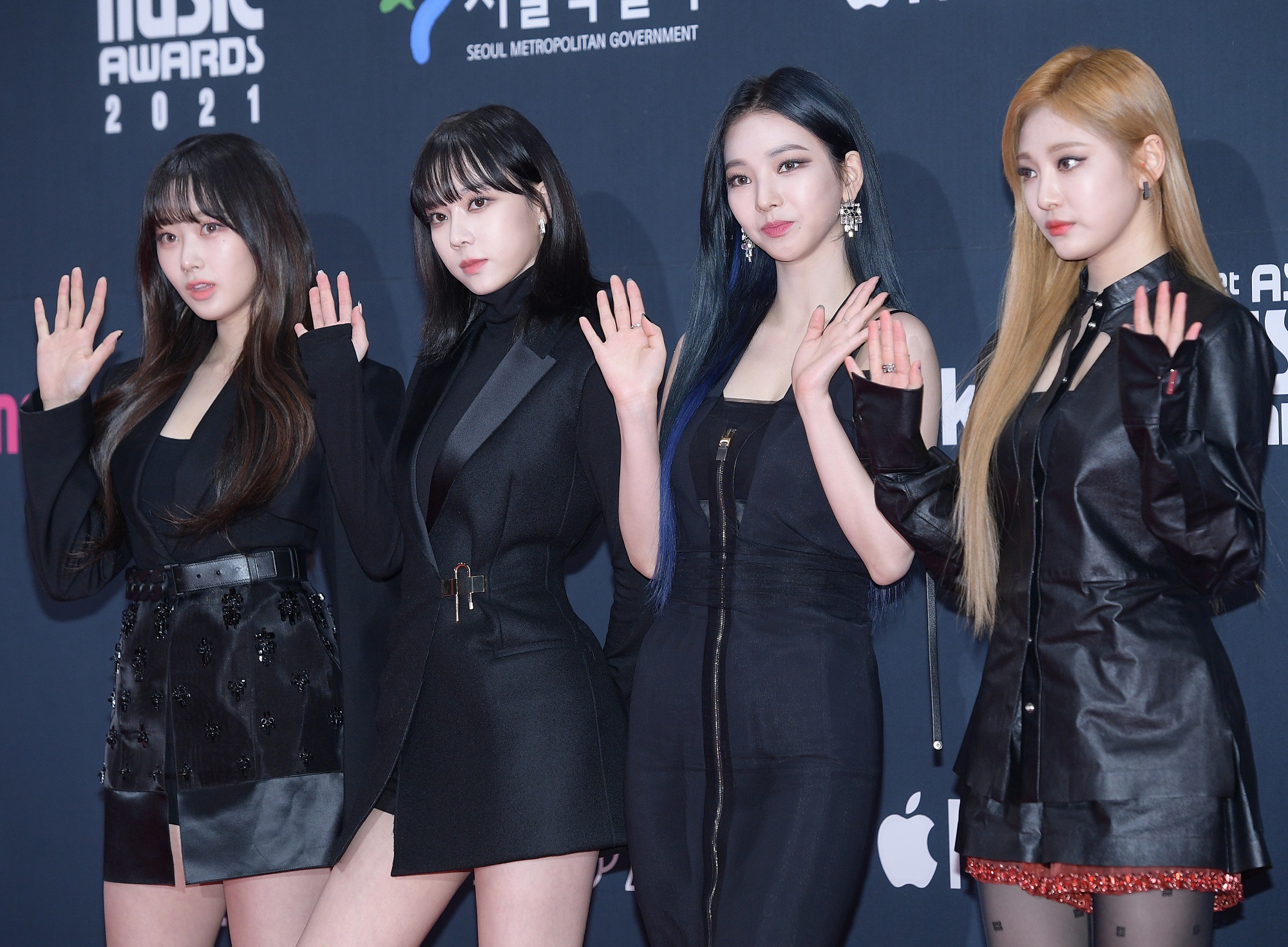The members of aespa attend the 2021 Mnet Asian Music Awards