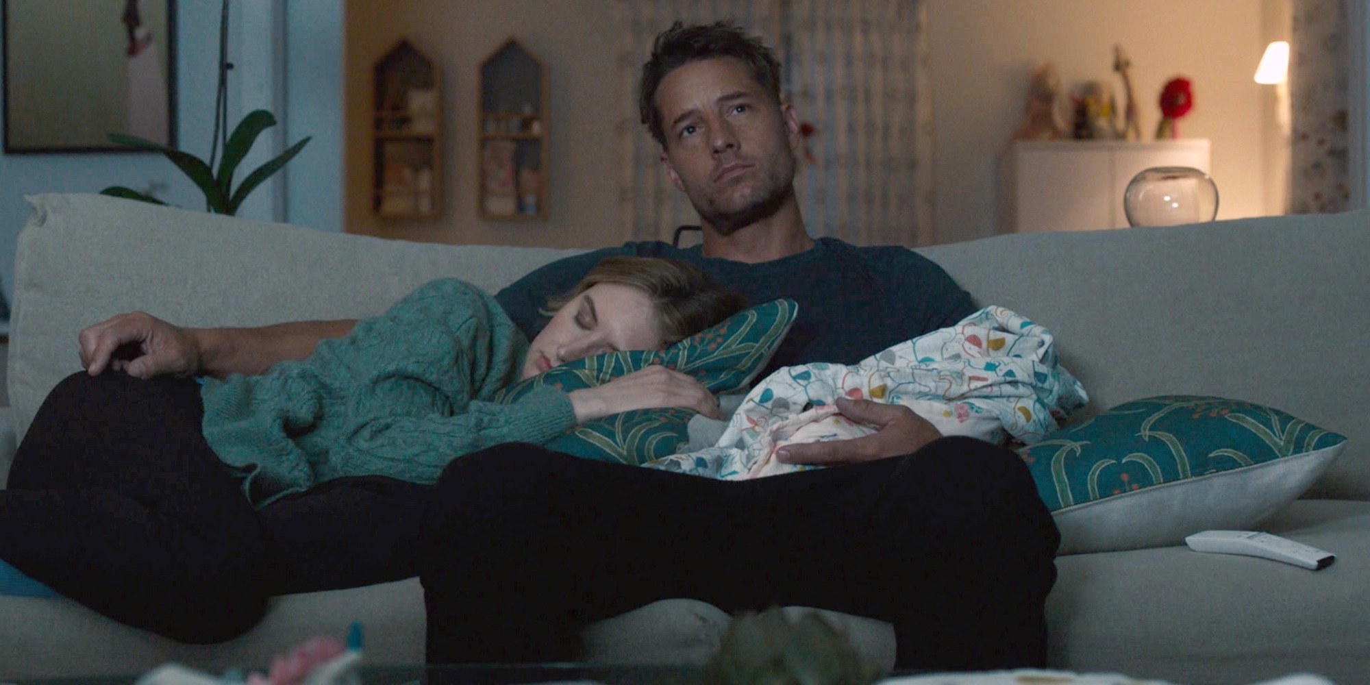 Caitlin Thompson and Justin Hartley on the set of "This Is Us."