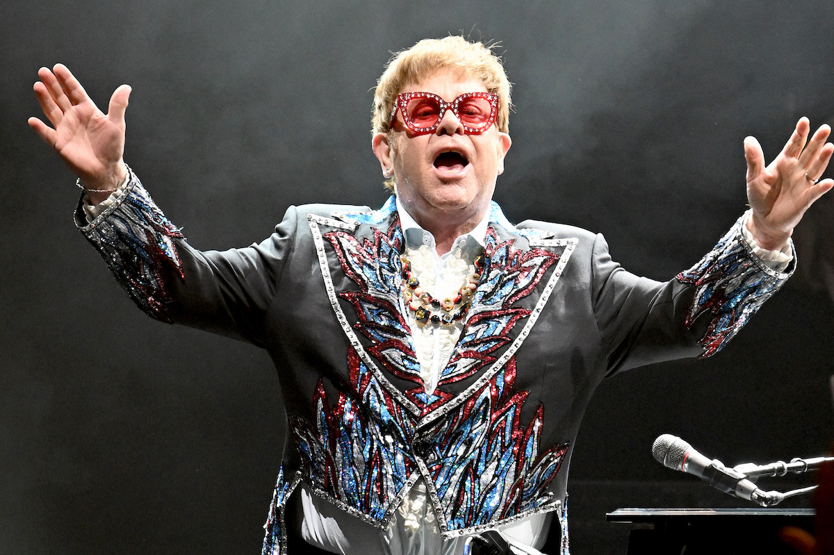 How tall is Elton John height