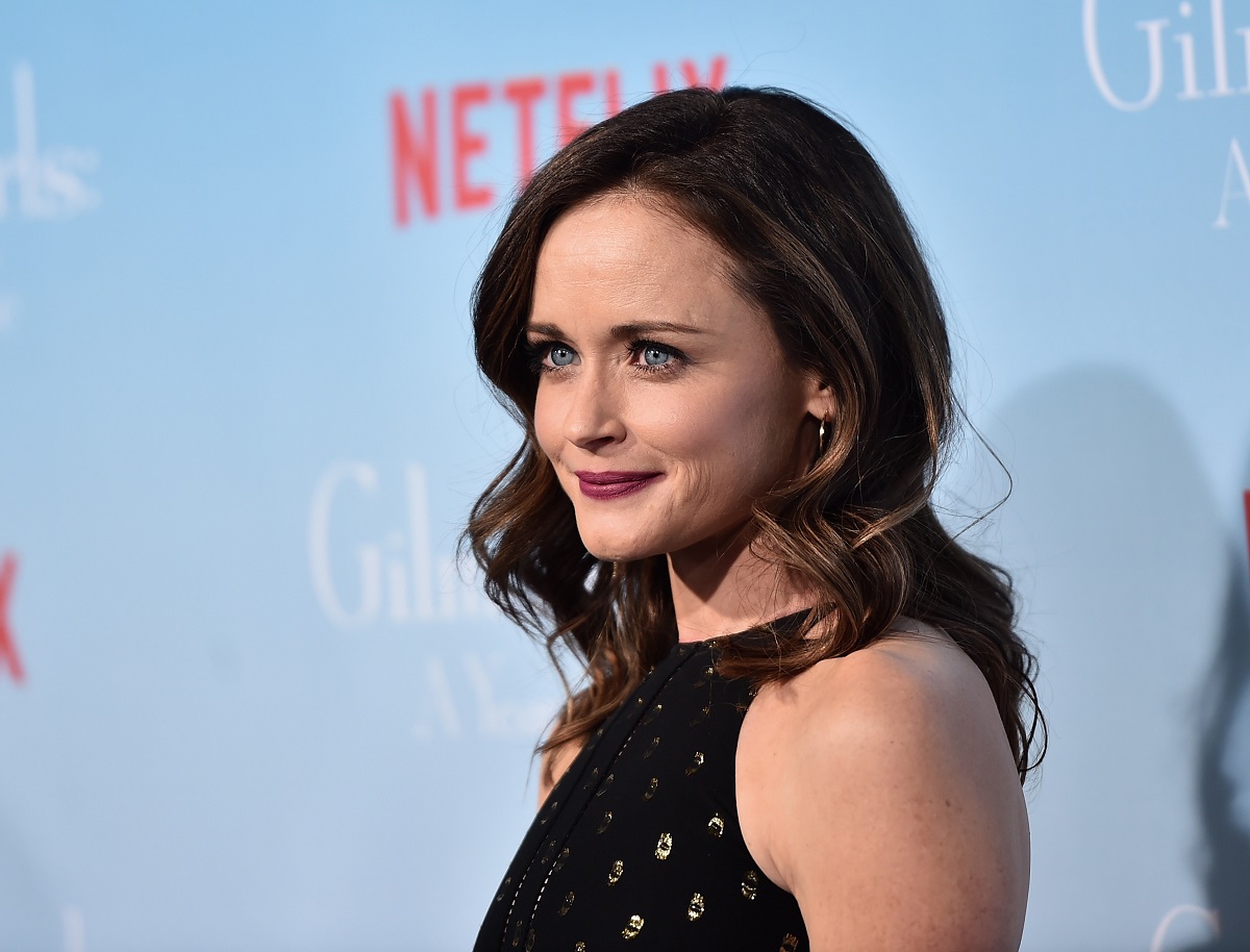 Alexis Bledel attends the premiere of Netflix's "Gilmore Girls: A Year In The Life" at the Regency Bruin Theatre on November 18, 2016 in Los Angeles, California