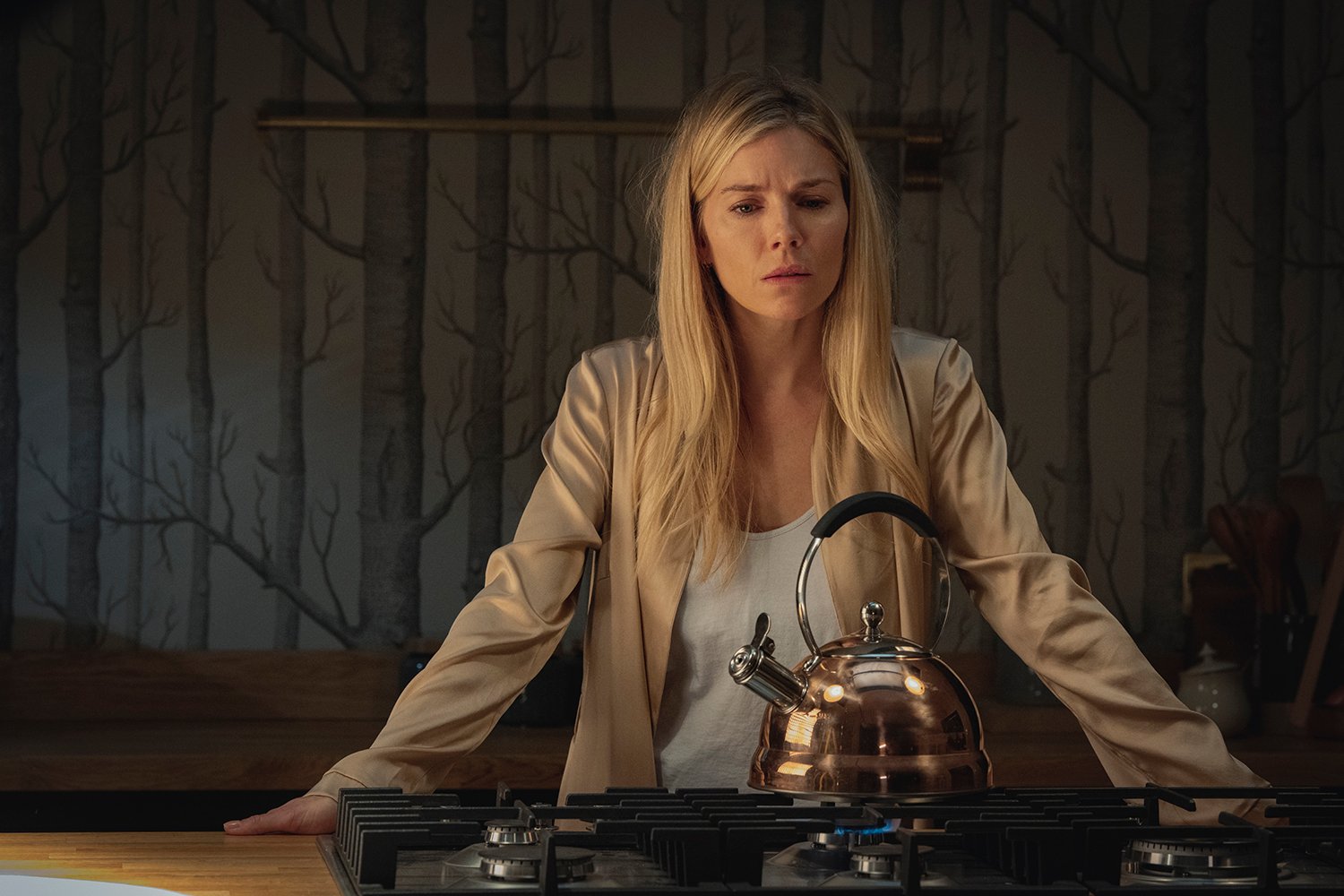 Sienna Miller as Sophie Whitehouse in Anatomy of a Scandal