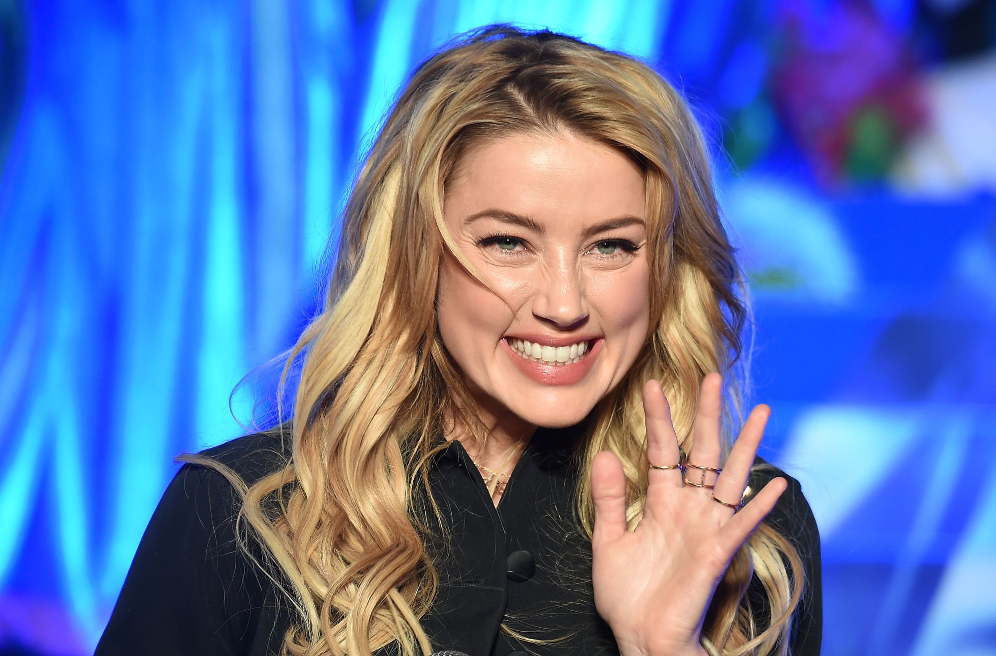 ‘Aquaman’ Fans Call Out Amber Heard for Looking Down on the World of Superheroes
