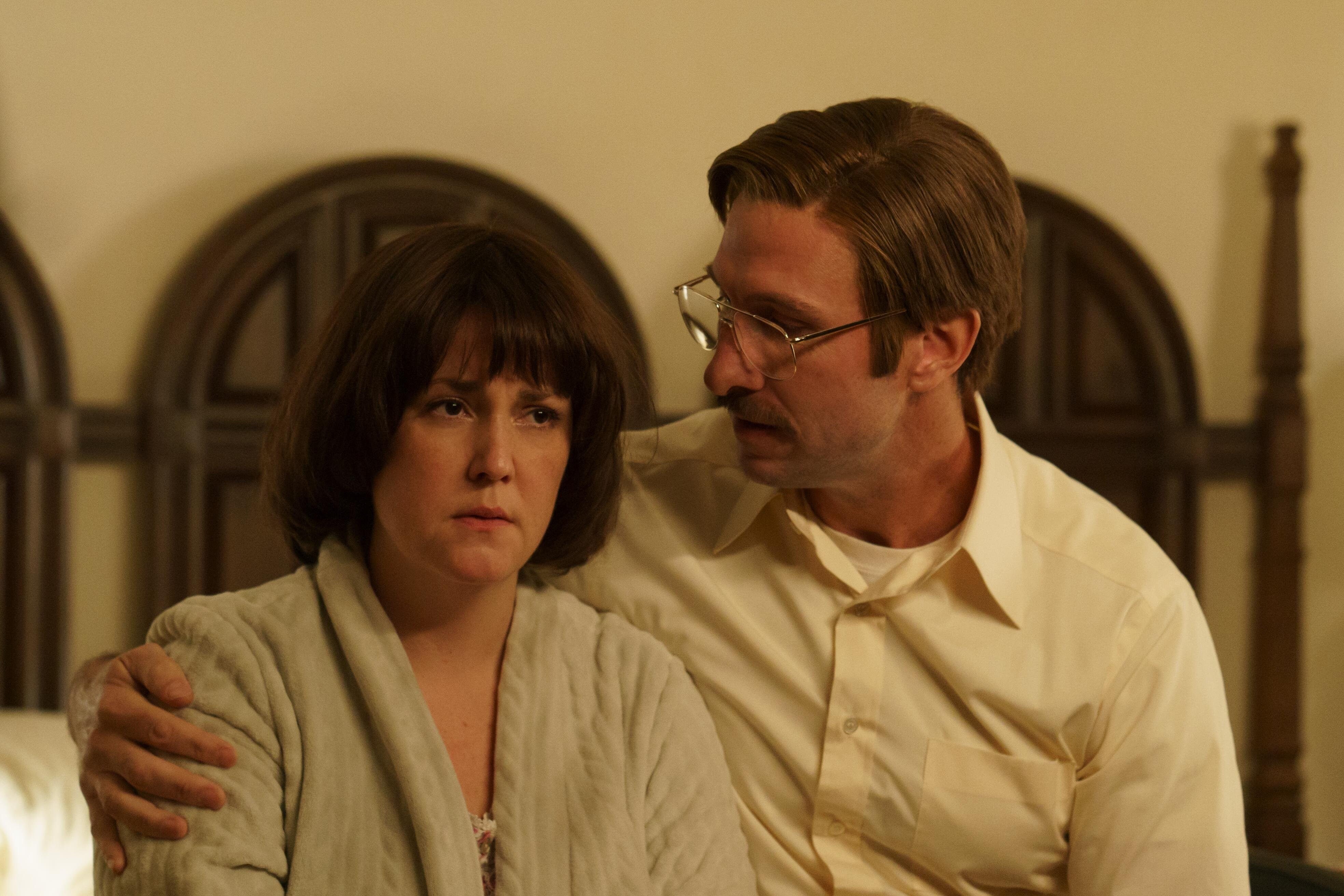 'Candy' Episode 3 Melanie Lynskey as Betty Gore and Pablo Schreiber as Allan Gore looking at a very mad Betty