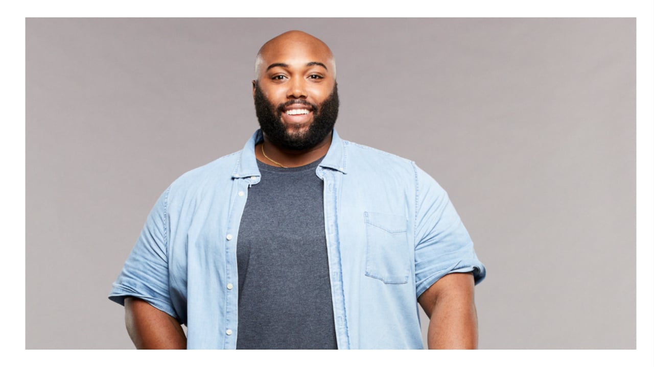 Derek Frazier poses for 'Big Brother 23' cast photo