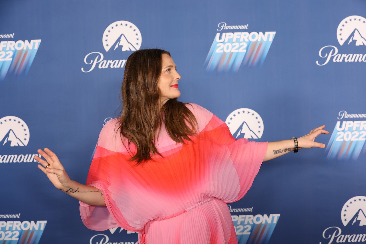 Drew Barrymore is a ‘Love Junkie’ But Not ‘Obsessed With Having a Relationship’