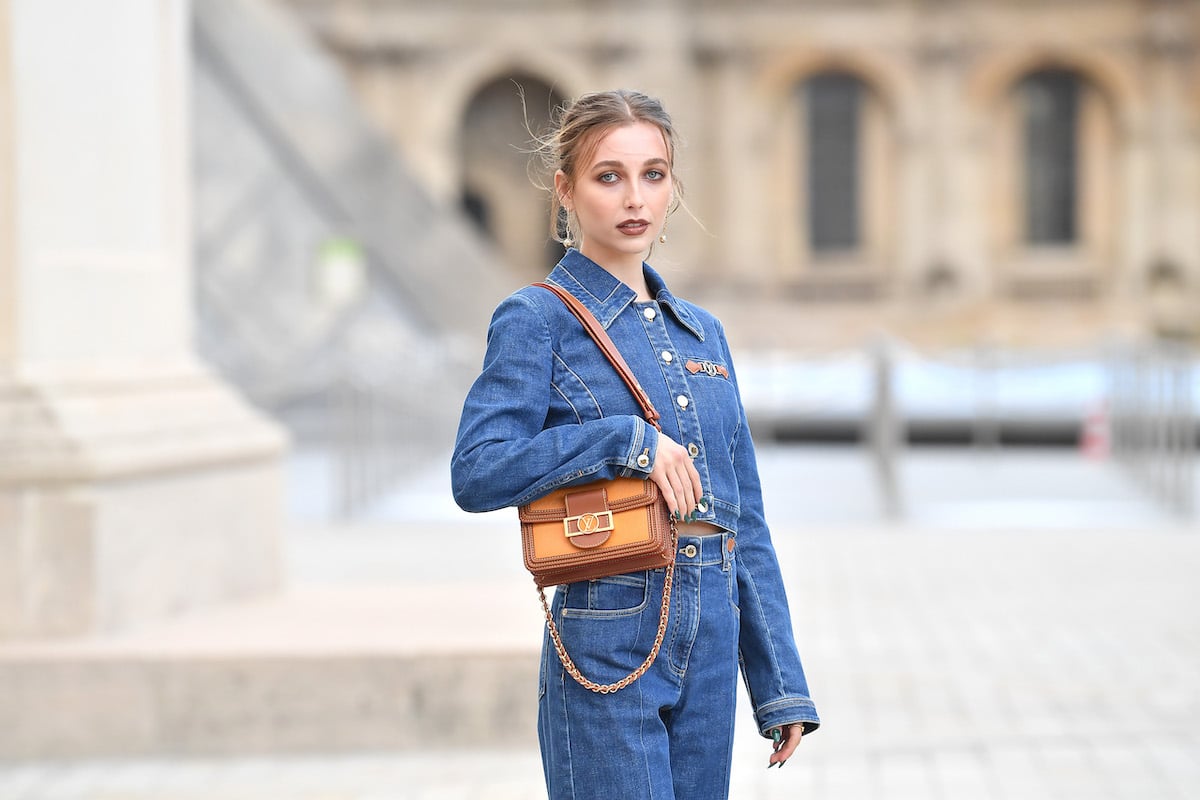 Emma Chamberlain attends the Louis Vuitton Womenswear